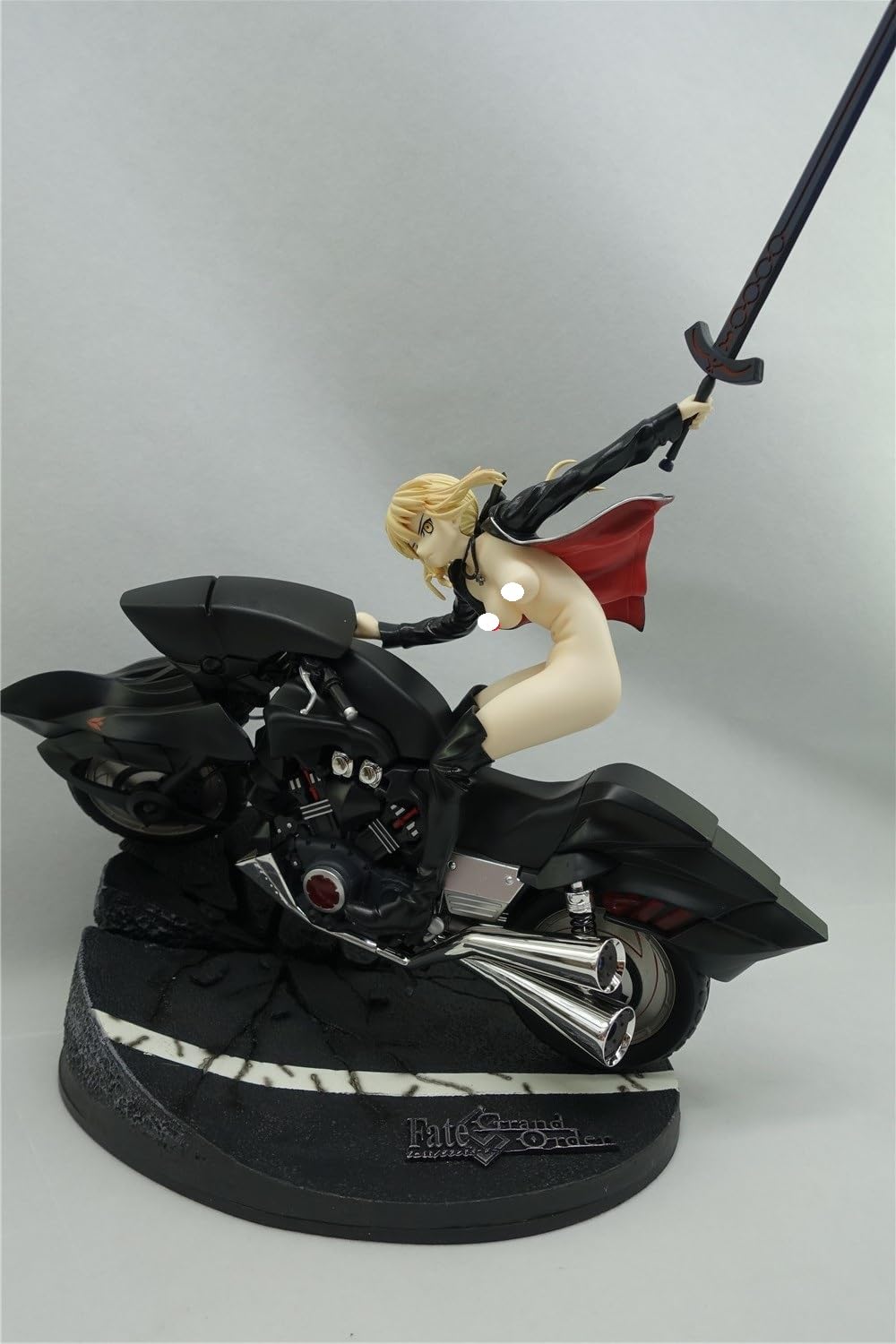 Amazon.co.jp: 改造品セイバー/アルトリア・ペンドラゴン[オルタ