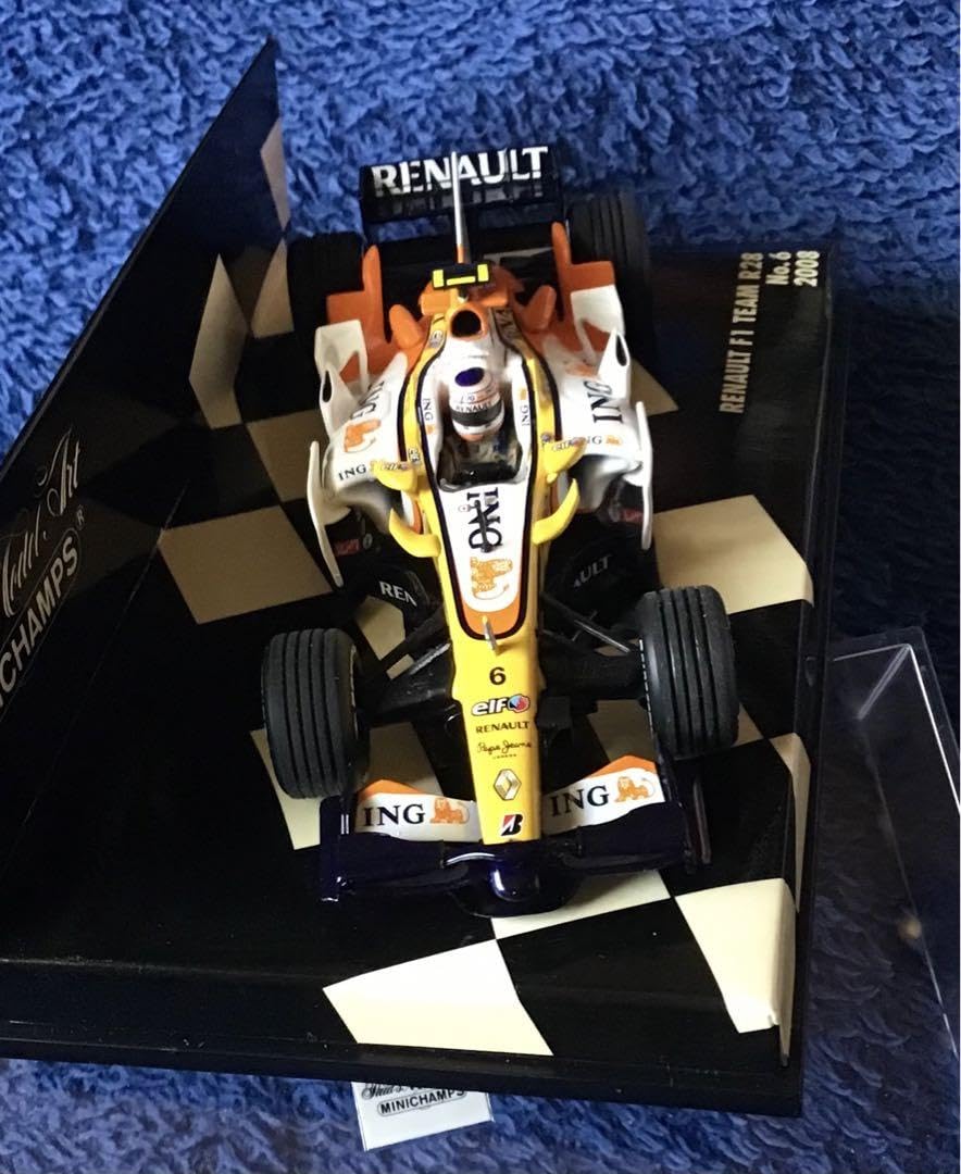 ミニチャンプス 1/43 ルノー R28 ネルソン・ピケ Jr. 2008