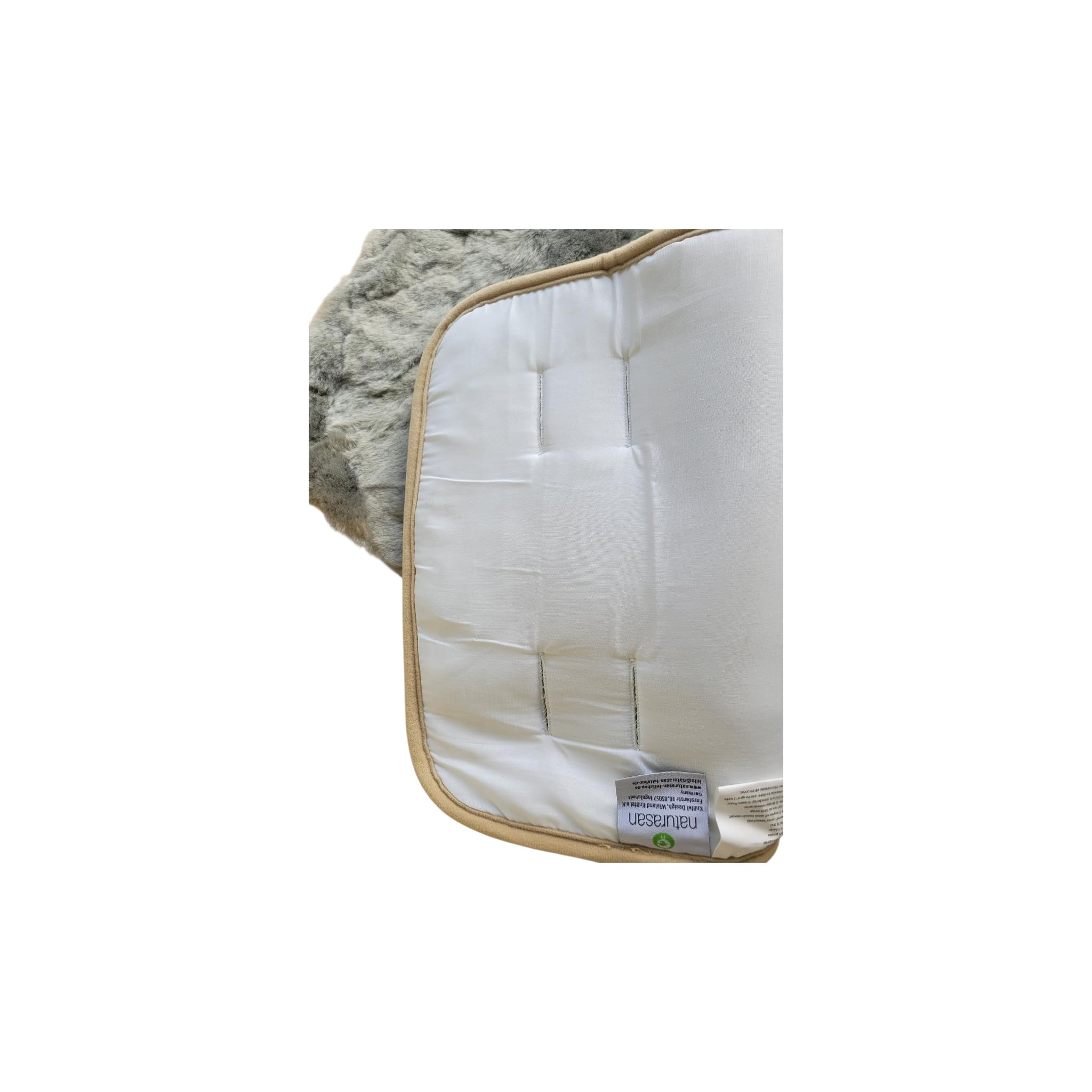 Naturasan Coussin de siège en peau d'agneau mérinos pour poussette, buggy et coque bébé – Insert universel en peau d'agneau avec fentes de ceinture, respirant et régulateur de température, env. 73 x