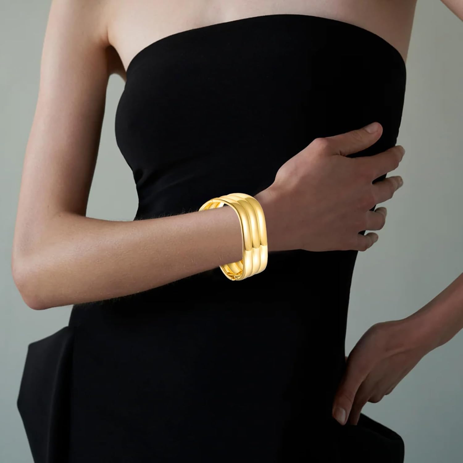 Chunky Gold Bangle Bracelets for Women Hammered Texture Cuff Bangles Wrist Wrap Bangle Bracelet Jewelry - Image 4