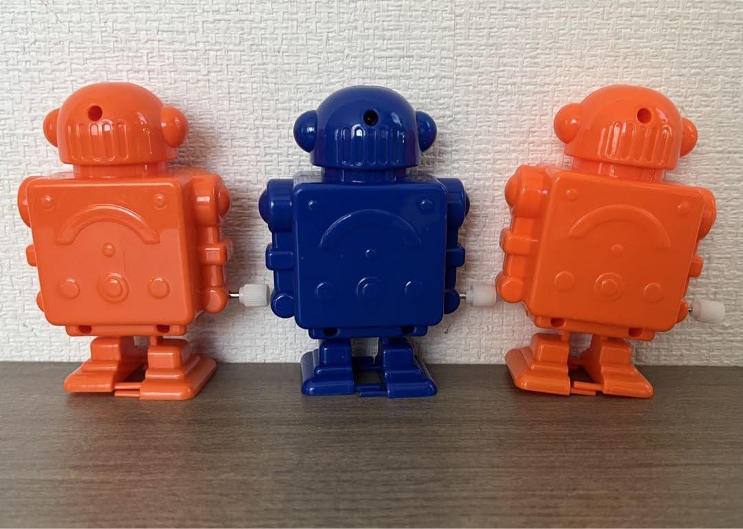 Amazon.co.jp: ぜんまいでGO とことこ ロボット おもちゃ 3体セット