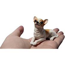 1Pcs 2 inches Mini Resin Chihuahua Figurine Gifts, Mini Dog Memorial Gifts, Dog Figurines, Car Decor, Collectible Chihuahua Statue Figure Sculpture, Gifts for Chihuahua Lover Yellow-White
