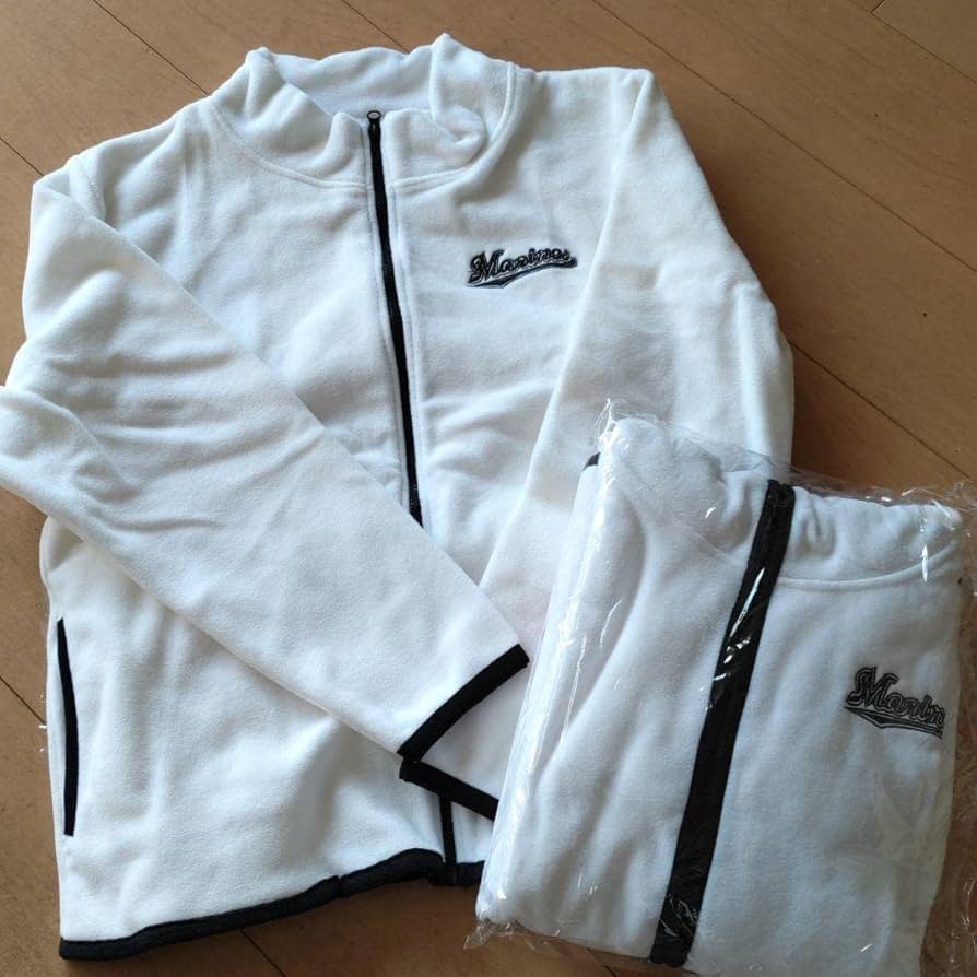 Amazon | お 千葉ロッテマリーンズ フリース2枚セット | アイドル