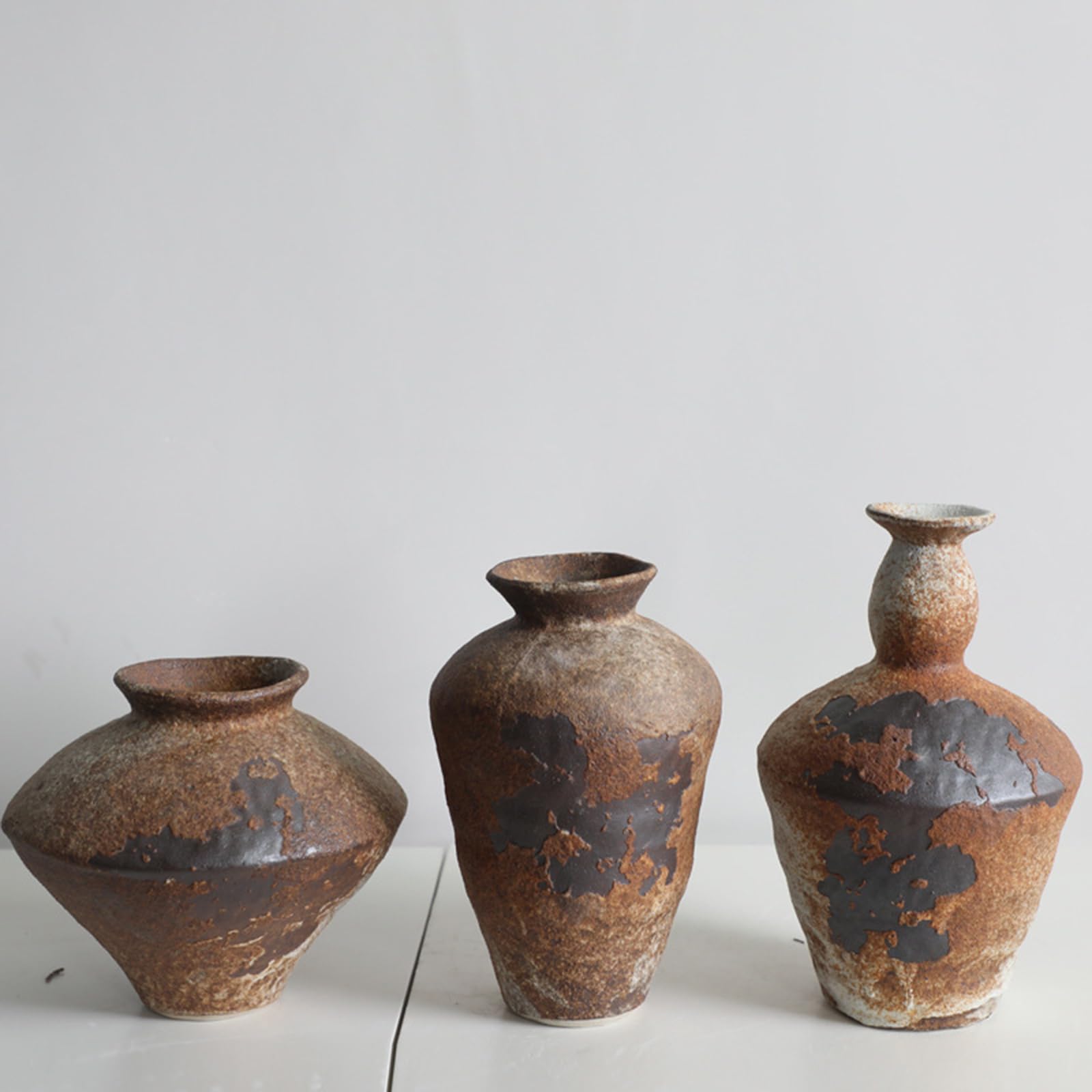 Ceramiczny wazon na kwiaty do dekoracji wnętrz, styl boho antyczna ceramika estetyczna dekoracja stołu, idealny do aranżacji kwiatowych