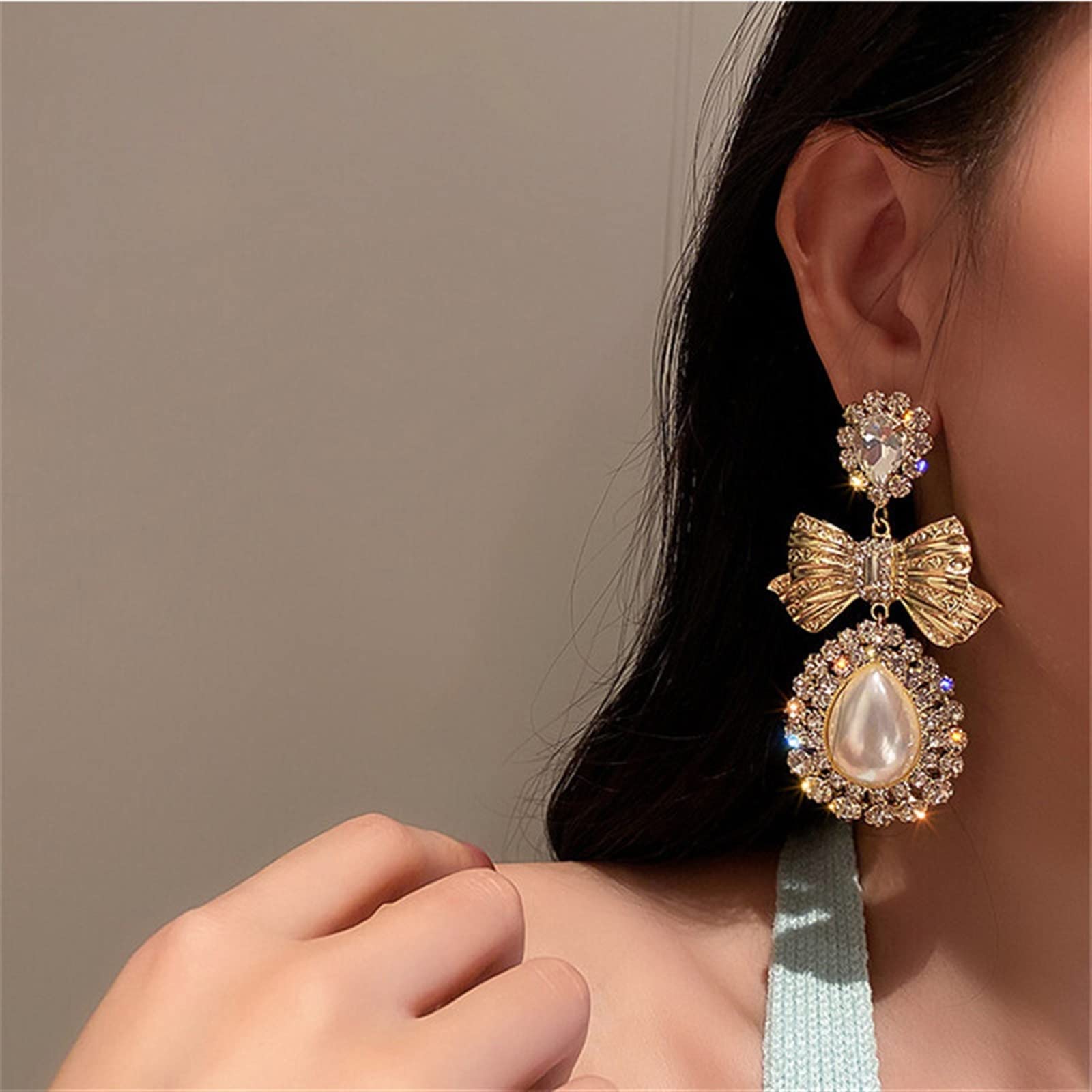 HJMMHX Damen-Ohrringe, Vintage-Goldfarben, Schleife, Kristall-Ohrringe für Frauen, Wassertropfen, baumelnde Ohrringe, Schmuck