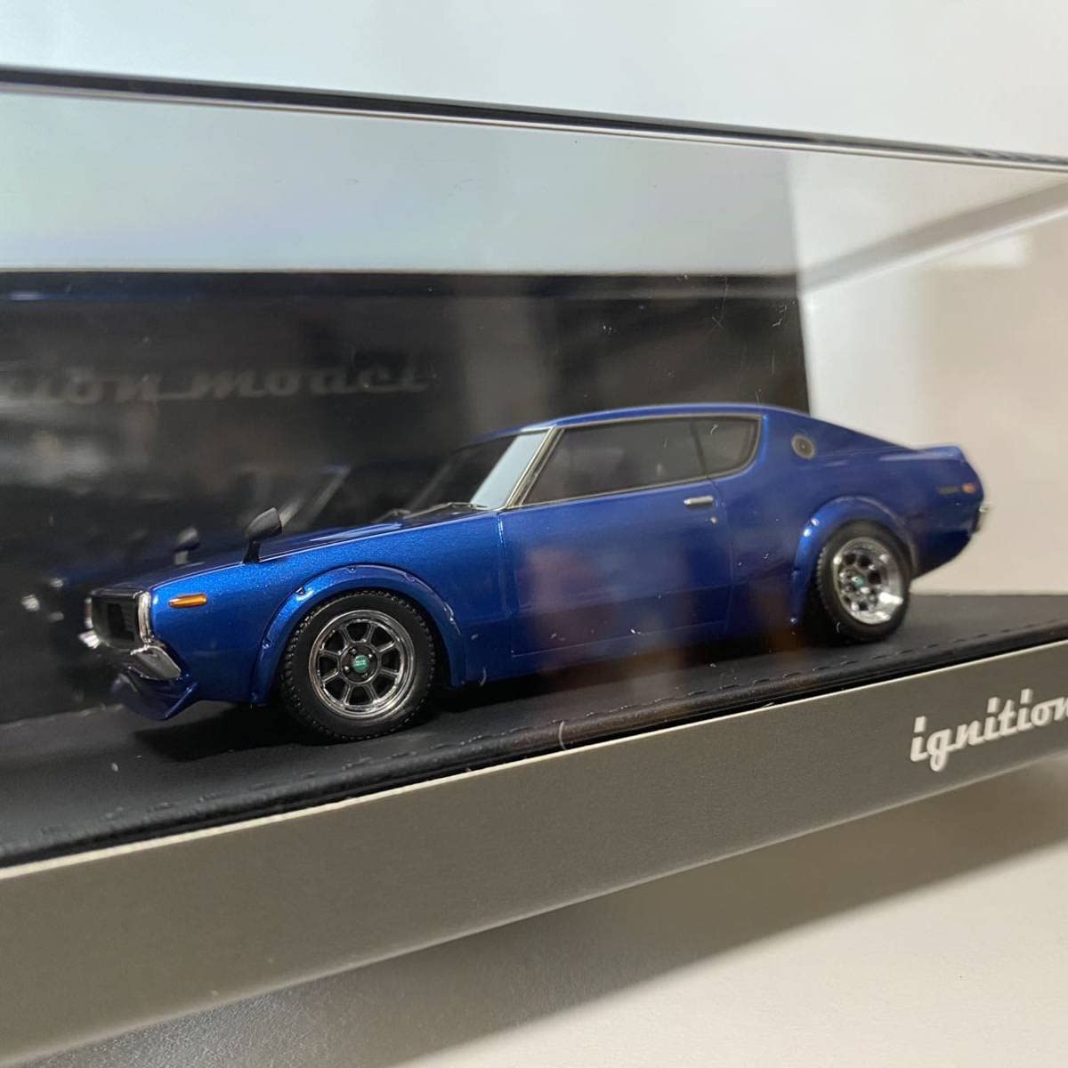 美品！イグニッションモデル1／43 幻の赤ケンメリGTR