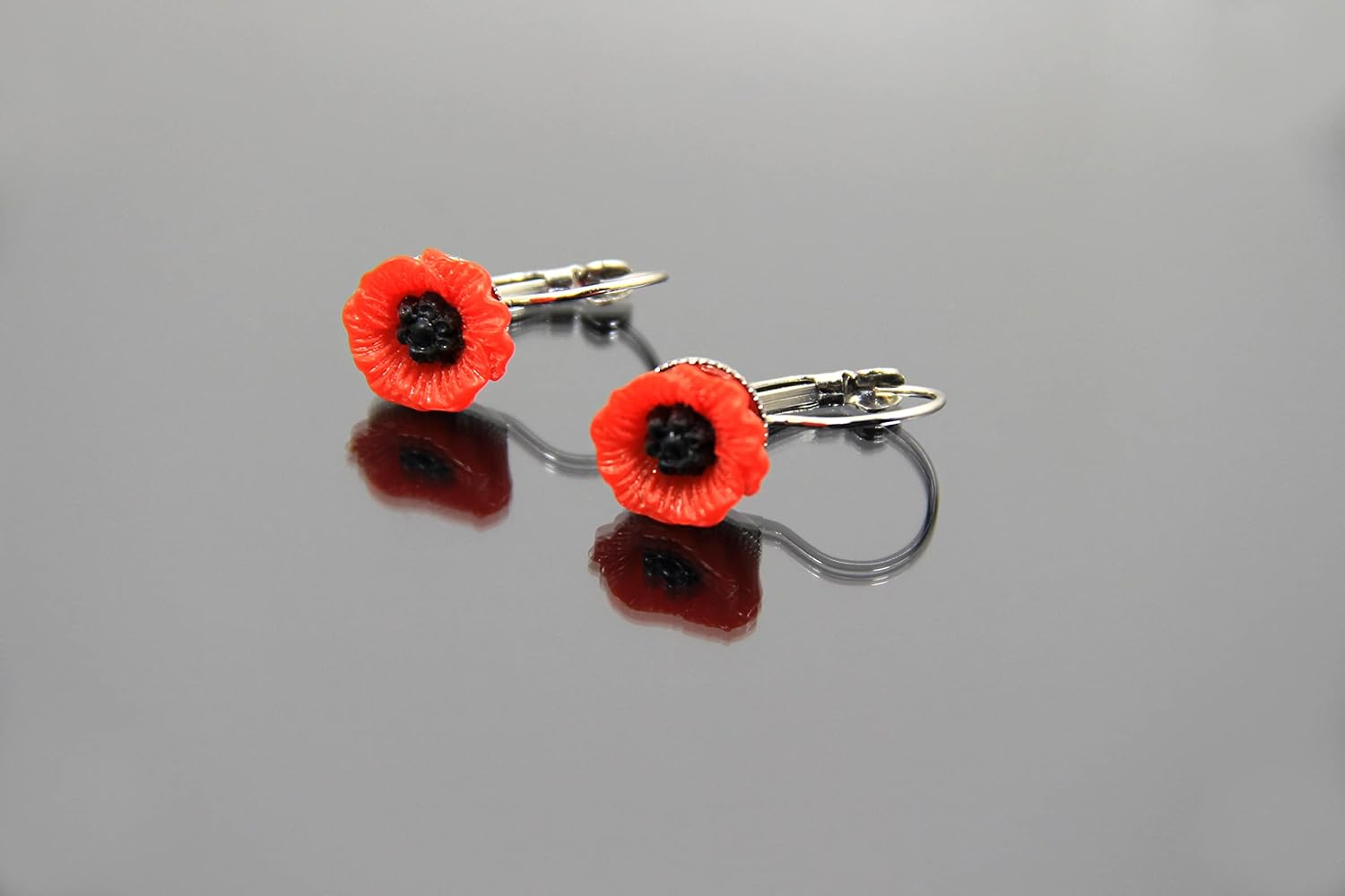Poppy Earrings, Handmade Red Flower Earrings, Remembrance Day Floral Jewelry, Dainty Leverback Earring for Women, Birthday Gift Idea, Thanksgiving Jewellery - Image 4