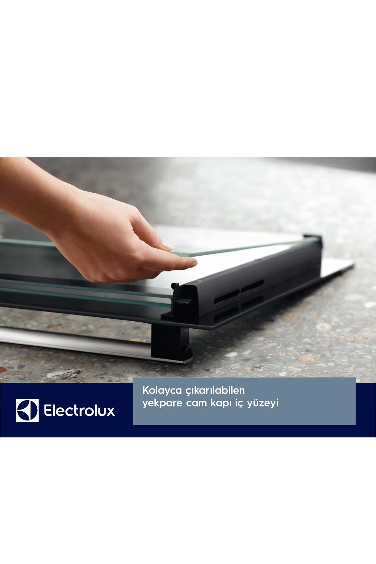 Electrolux EOF3H40BX – Horno Multifunción Serie 600 SurroundCook, 65 L, Limpieza AquaClean, Display LED, Cocción Multinivel, Función Grill, INOX Antihuellas