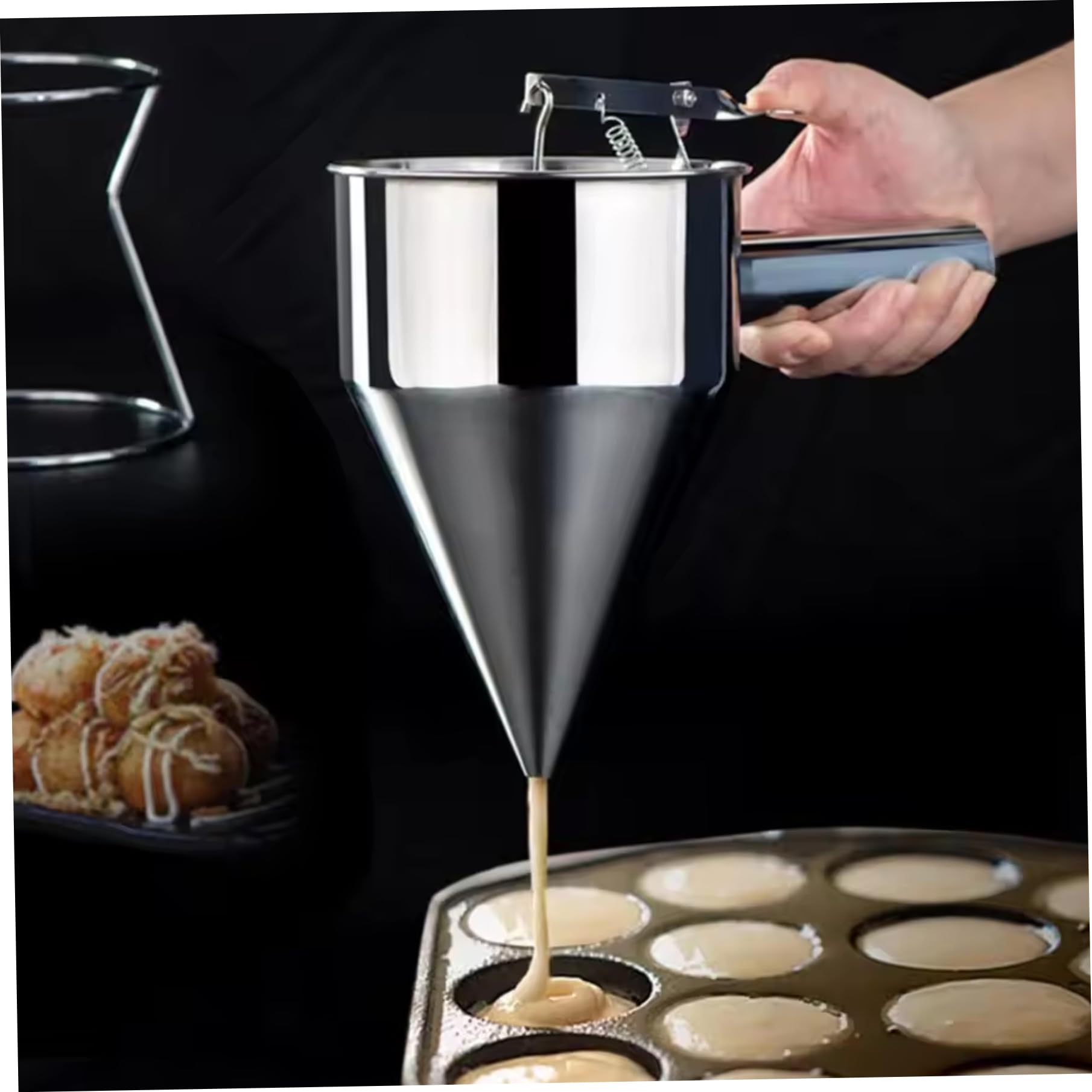 Dispenser per preparato per Pancake Dispenser per pastella per Pancake Manuale in Acciaio Inox a Imbuto per Torte con Supporto Strumento per la Cottura di Cupcake Waffle preparati per Muffin