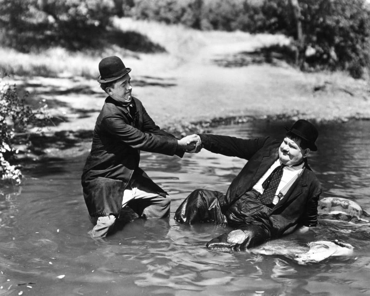 Way Out West (1937) Laurel & Hardy, Stan Laurel, Oliver Hardy 10x8 Photo