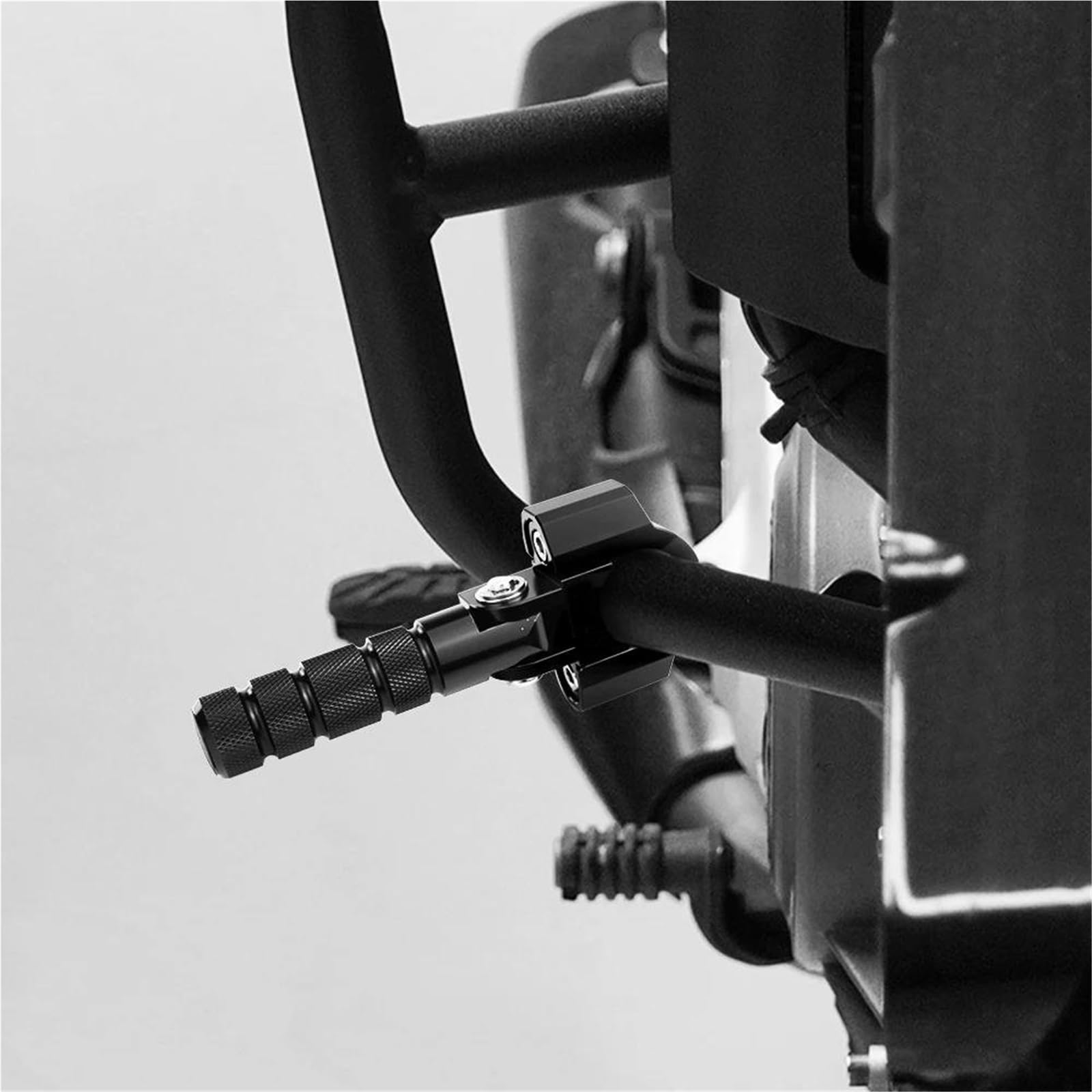 Accesorios para clavijas Accesorios Para Reposapiés De Motocicleta Para DUCATI SCRAMBLER Cafe Racer 800 2017 2018 2019 2020 2021 Pedales Y