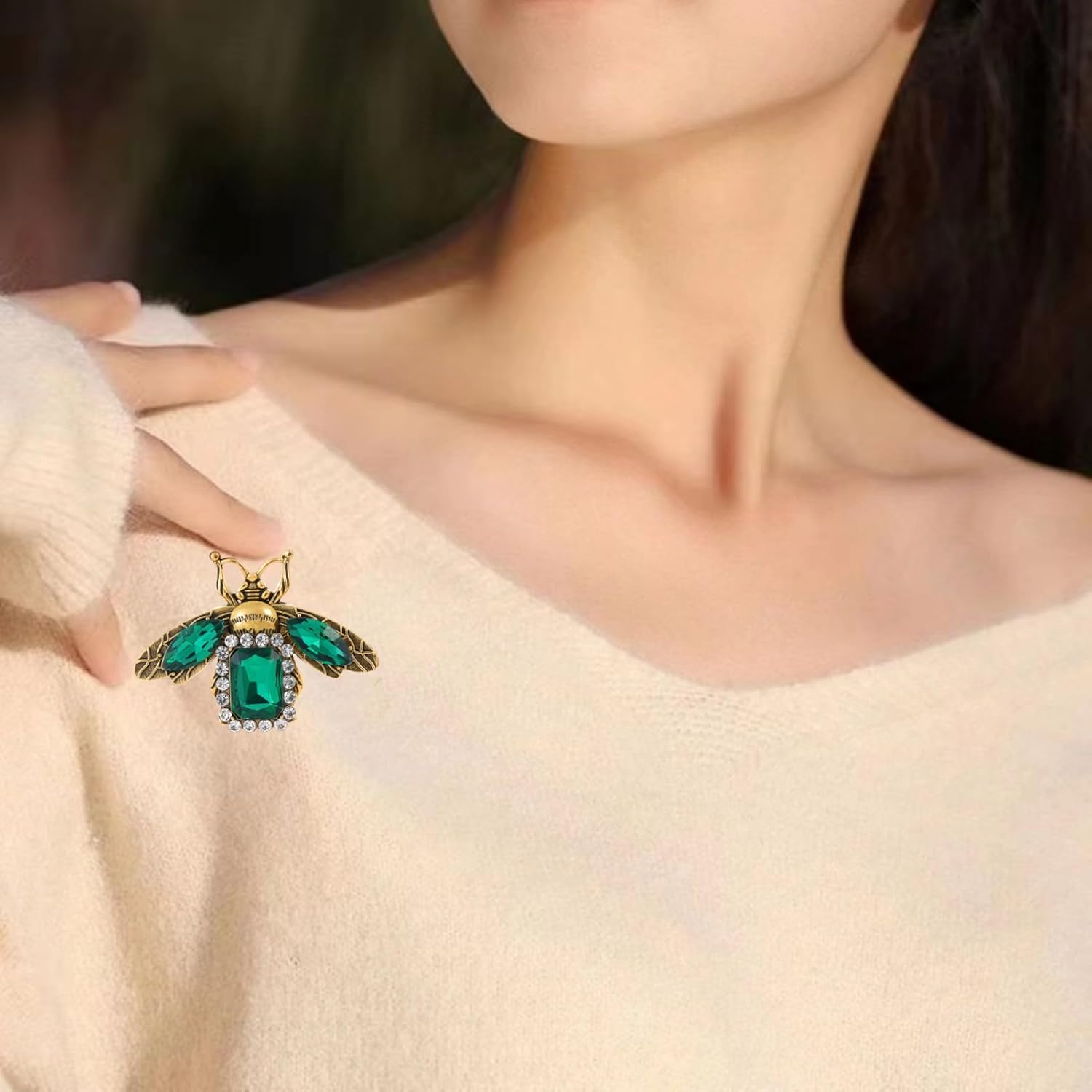 Rhinestone Green Bee Brooch Pin for Women Men Gold plated Fashion Vintage Crystal Animal Insect Theme Bumblebee Brooch Lapel Pin Exquisite Dress Accessories Jewelry - Image 4