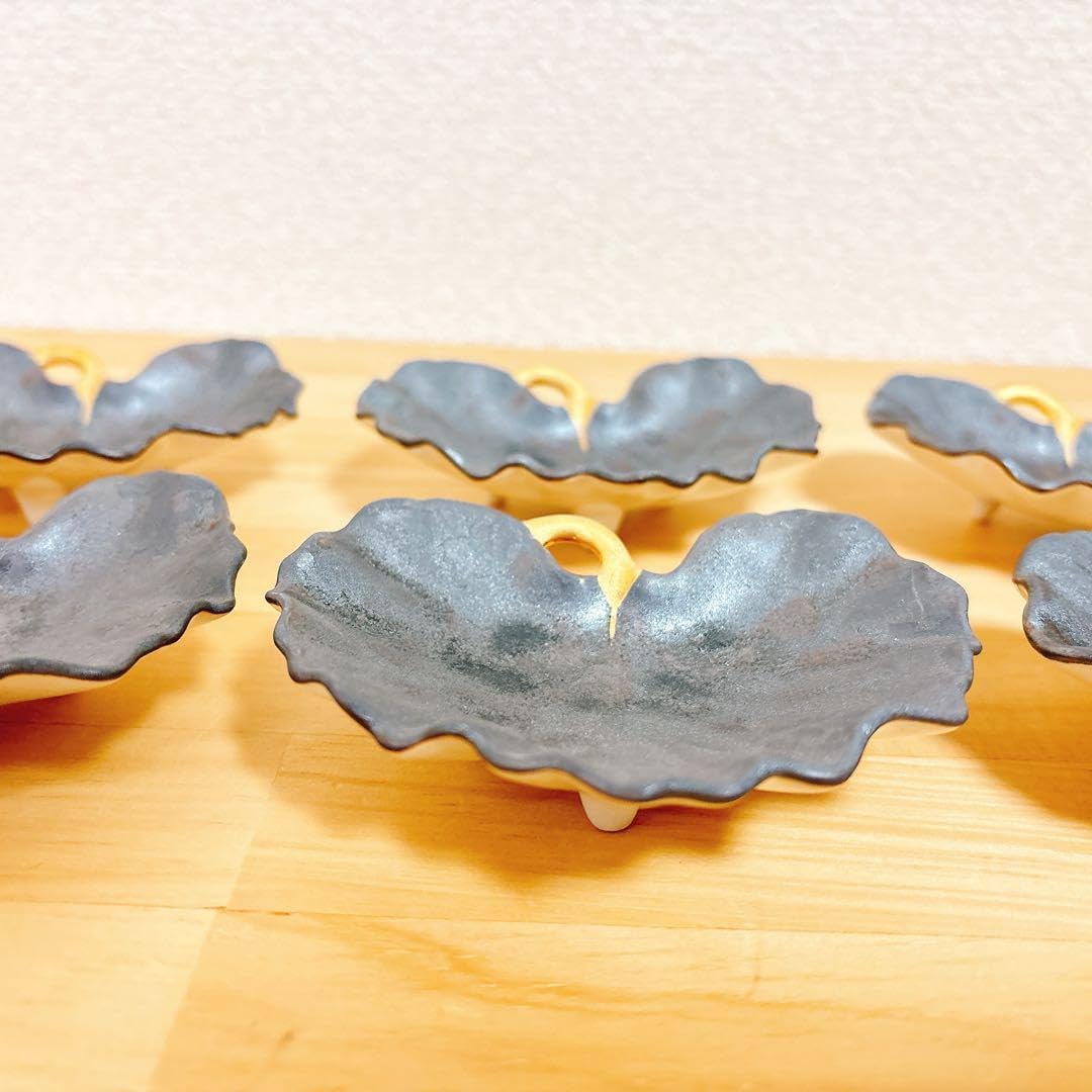 有田焼　福泉窯　黒絞釉刷毛茎金彩　ツワ型小付　5点セット 福泉窯 | 和食器のすべて 有田焼 福泉窯 黒絞釉刷毛茎金彩