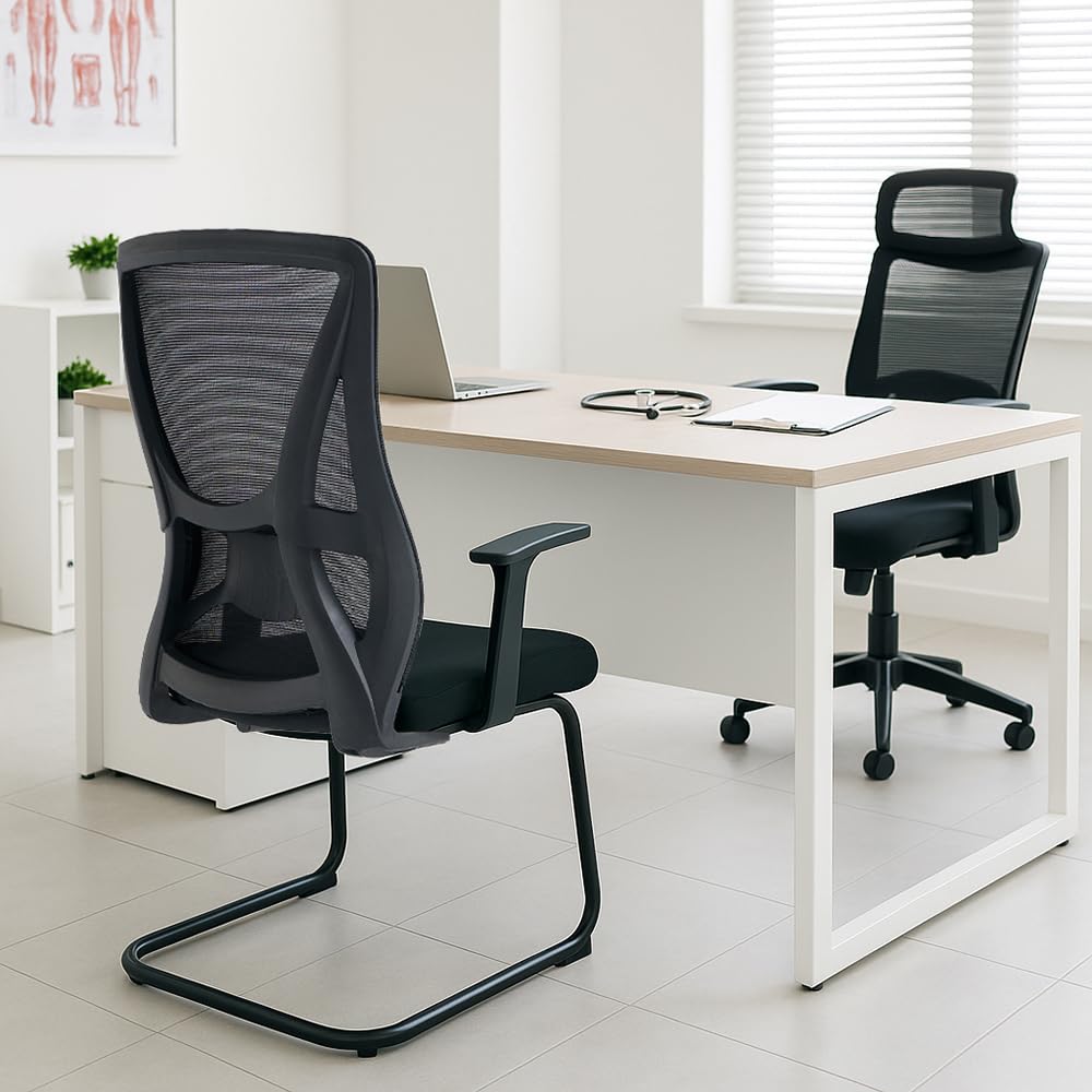 Waytex Chaise Visiteur Bureau Ergonomique Noir - Dossier Résille avec Soutien Lombaire, Assise Tissu Mousse Confort, Structure métal Robuste, Accoudoirs Fixes