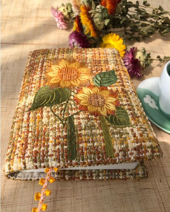 Protège-journal brodé A6 en polyester pour lire confortablement au café