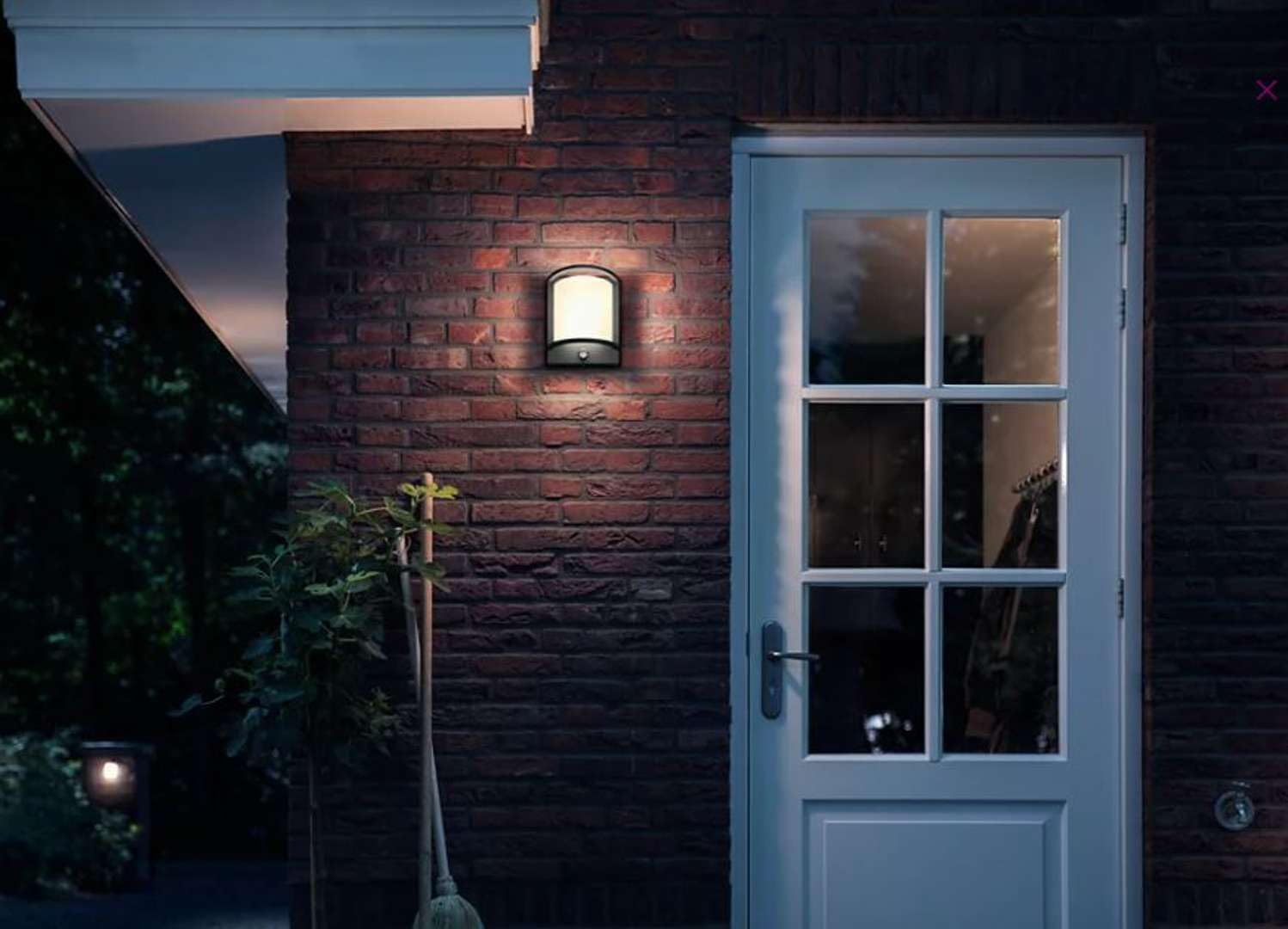 Philips myGarden Samondra Applique murale d'extérieur à LED avec détecteur de mouvement Anthracite 2700 K