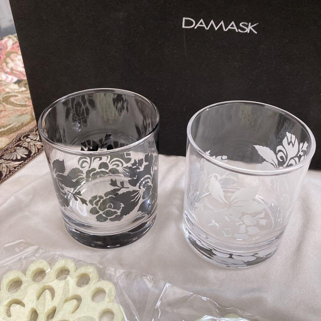 Amazon.co.jp: ダマスク食器セット ローズ柄 黒 白 : ホーム＆キッチン