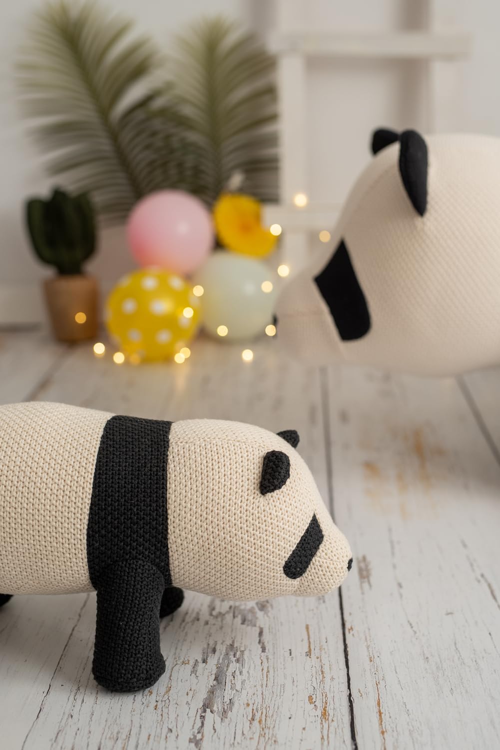 Lámina infantil de familia de pandas para decorar habitaciones de bebé
