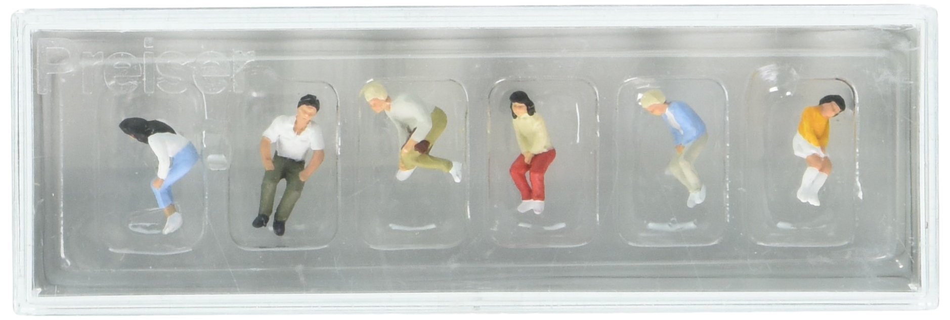 Preiser 10297 Spectators Seated Youths HO Model Figure