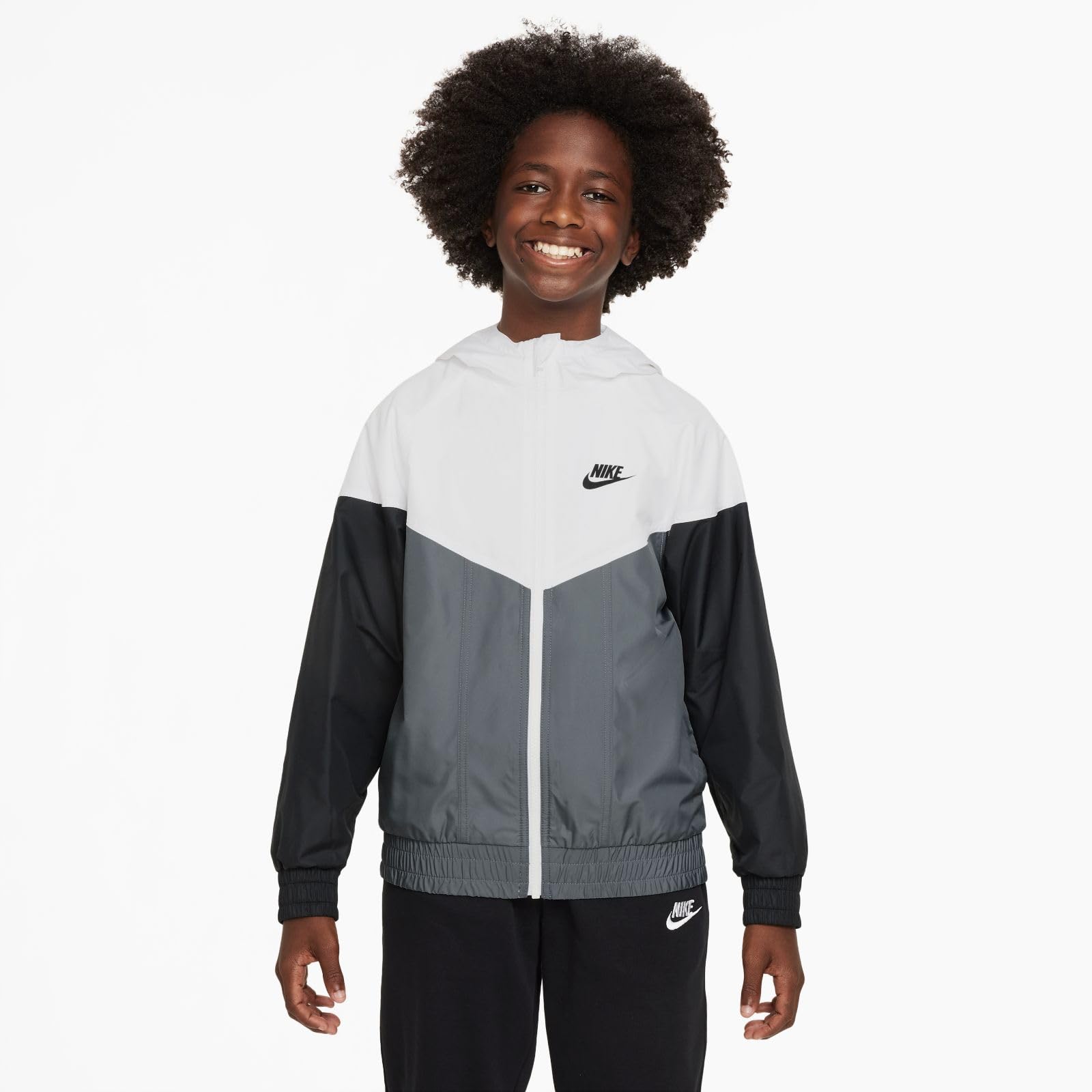 Nike Sportswear Windrunner Repel-Jacke mit Kapuze für ältere Kinder, FZ5516