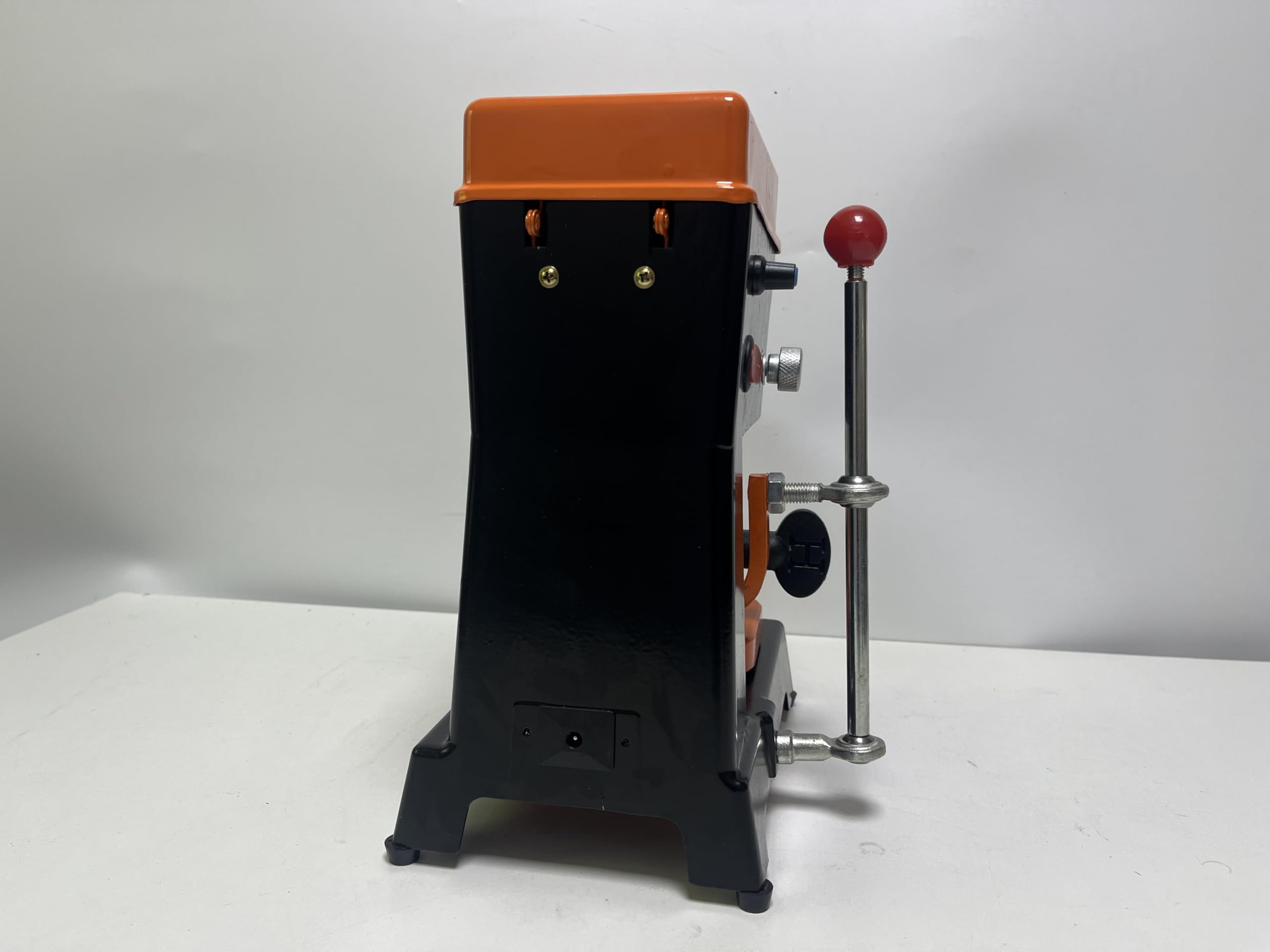 Schlüsselkopiermaschine, 150W Professionelle Autoschlüssel-Schlüsselkopier-Vervielfältigungsmaschine AC 24V, DC 110V-220V Schlüsseln Bauschlosserwerkzeugen, 8000 r/min