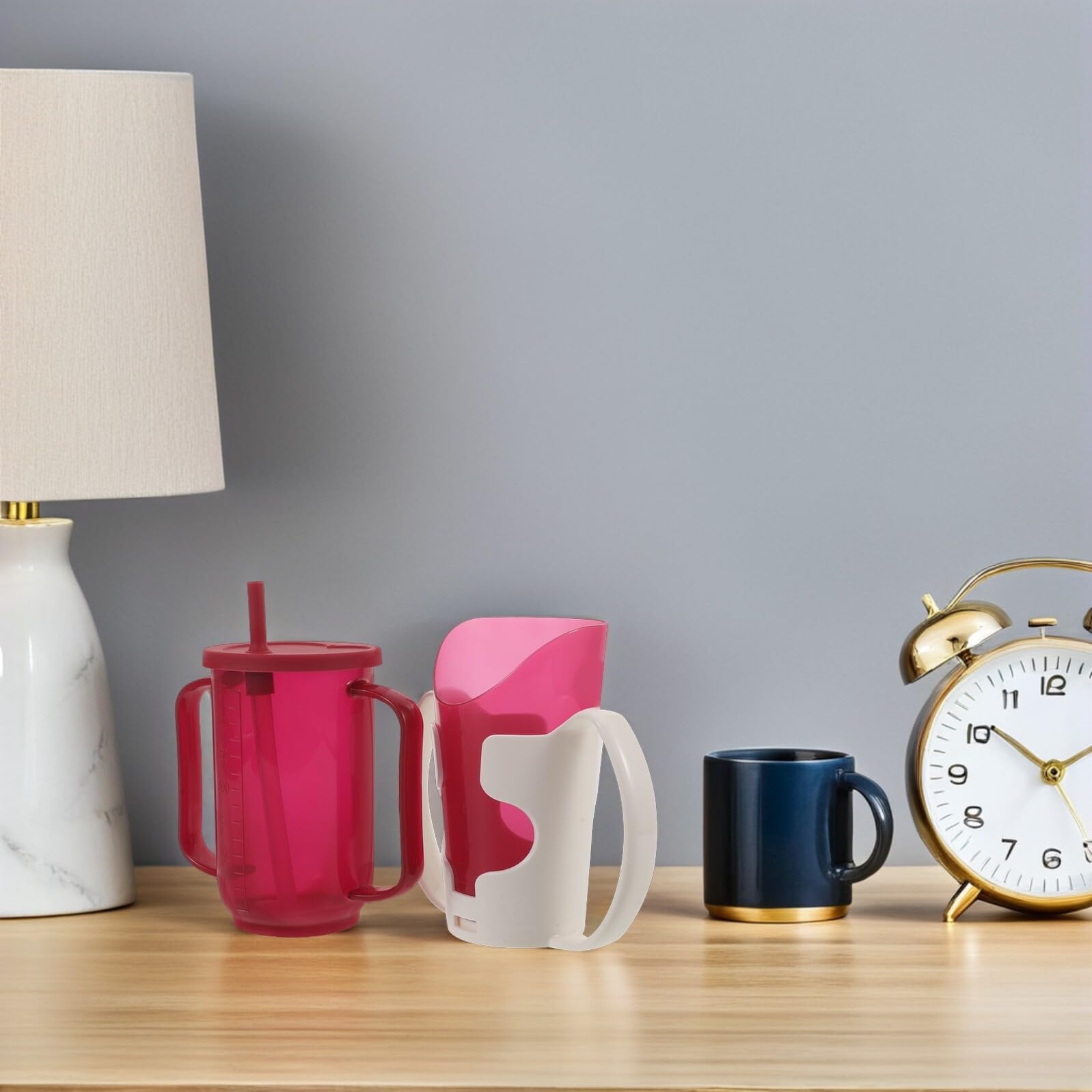Tazza Anti-Rovesciamento Beccuccio 250 Ml per Anziani e Disabili Set 2 Pezzi Ergonomico per Assistenza a Letto Bicchiere per Bere Sicuro e Facile da Pulire