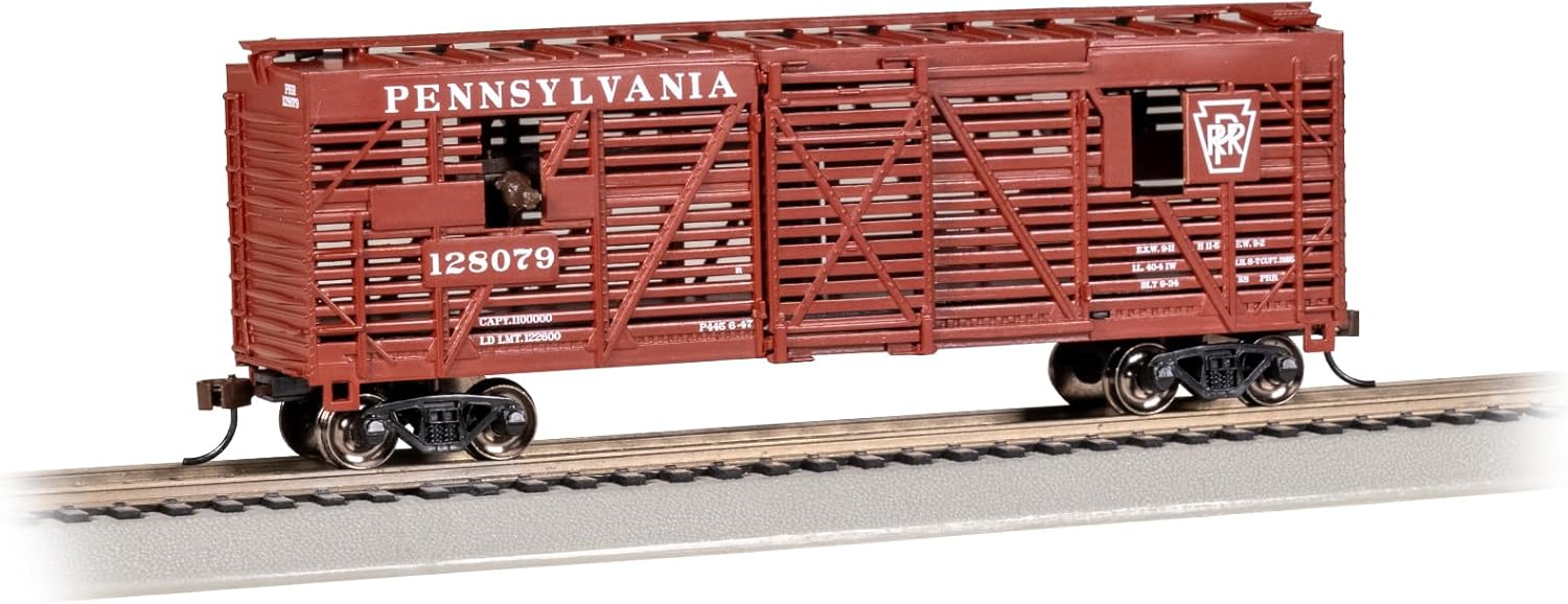 Bachmann Trains - 40' Animated Stock CAR - PRR #128079 with Cattle - HO Scale