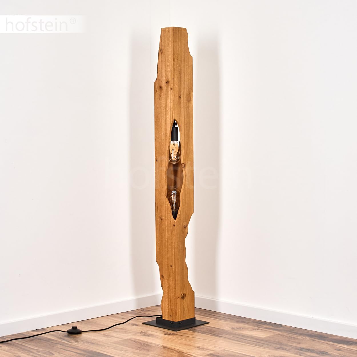HOFSTEIN Stehleuchte Sernadelo, moderne Stehleuchte aus Metall/Bambus in Schwarz/Naturfarben, geschwungene Leuchte im Boho-Style mit Fußschalter am Kabel, Höhe 141 cm, 4 x E27, ohne Leuchtmittel