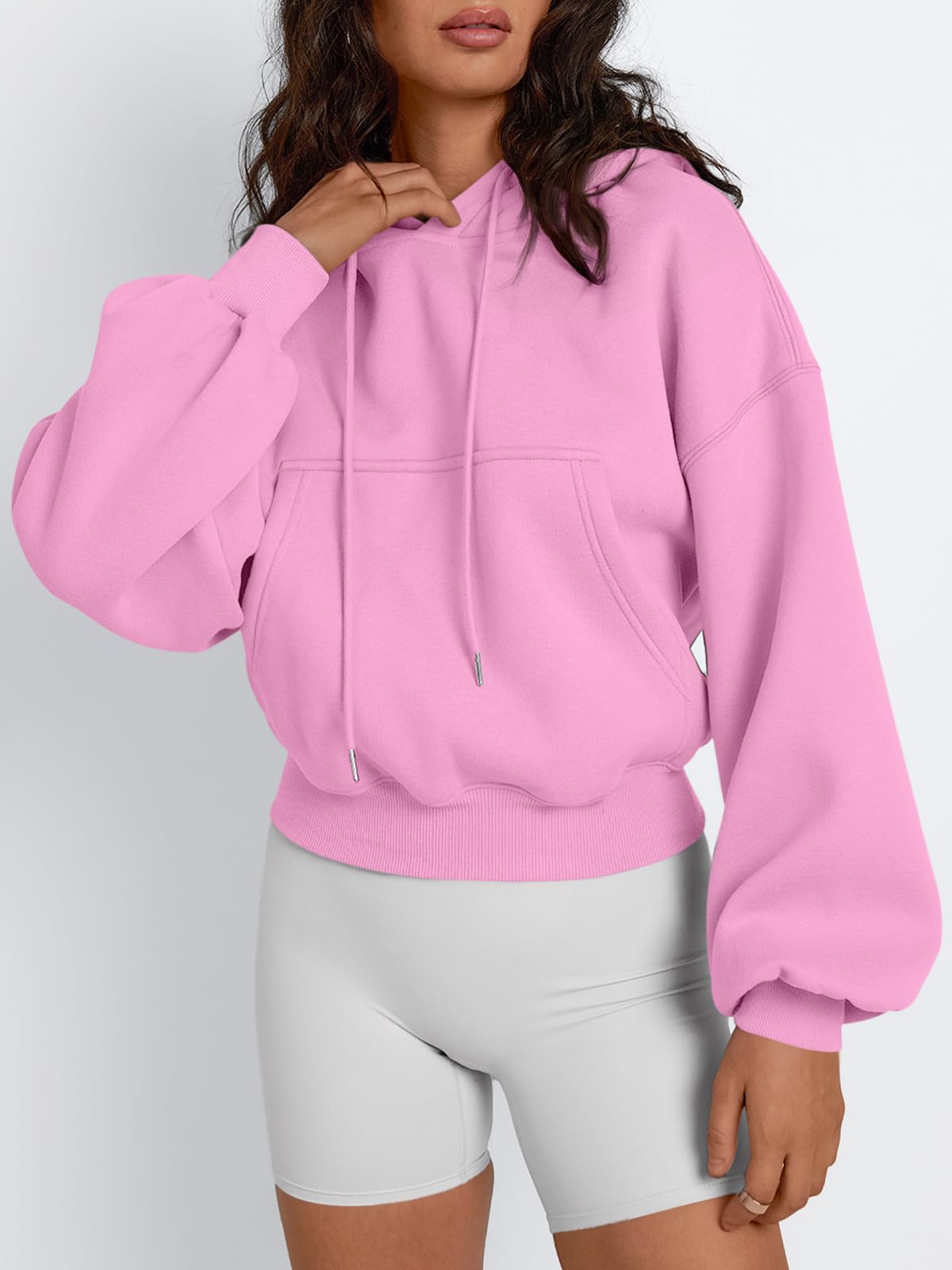 Trendy Queen Lindas sudaderas cortas con capucha para mujer, de manga larga, para otoño y invierno, 2025