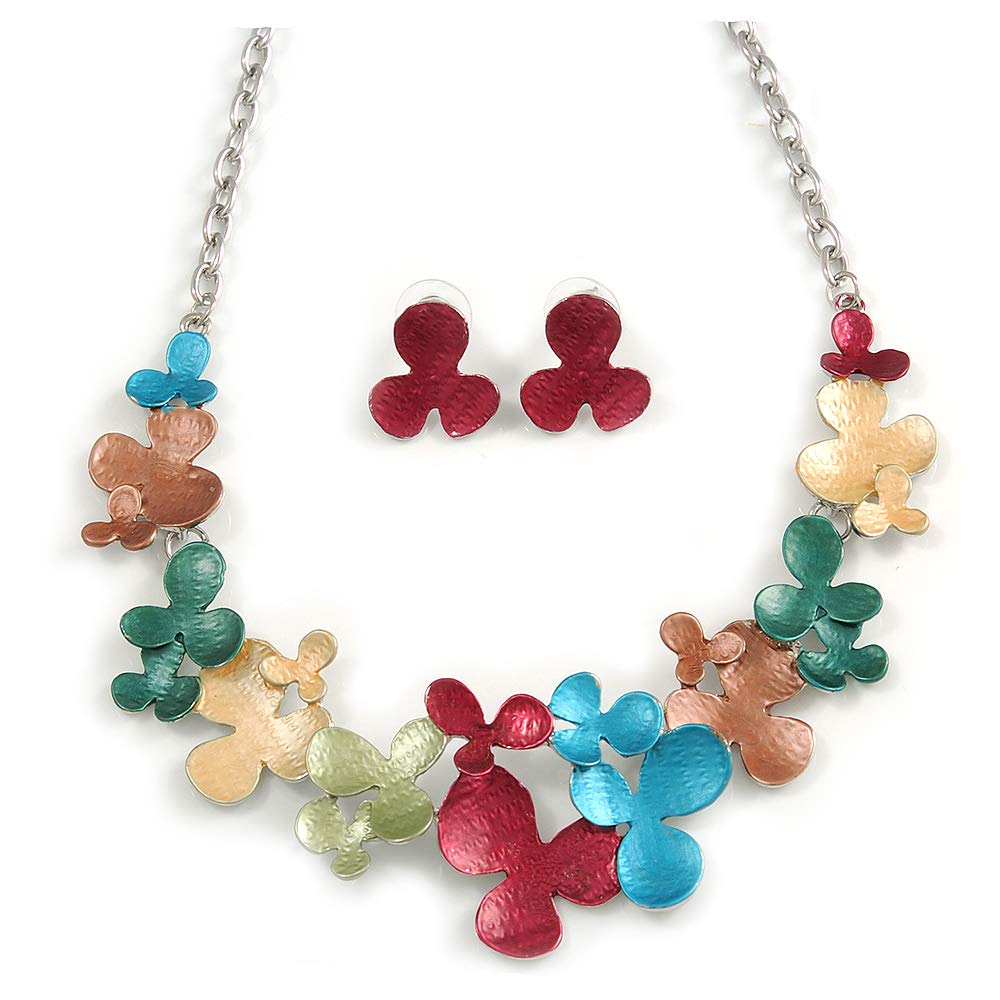Collar y pendientes de tuerca florales en estuche para regalar en ocasiones especiales 8