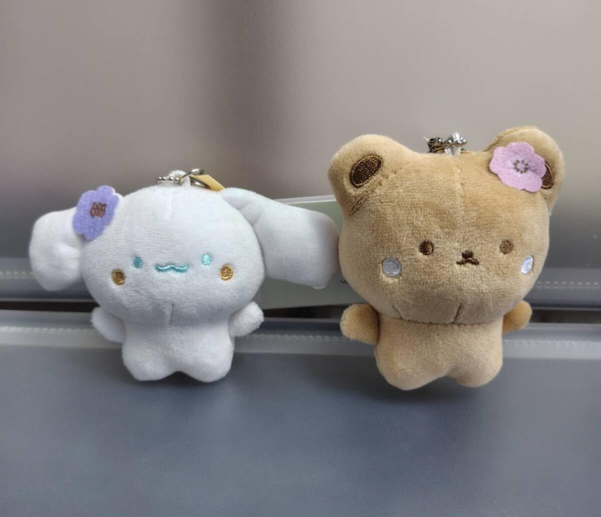 ちいかわサンリオコラボ ポムポムプリンうさぎブローチ ちいかわ