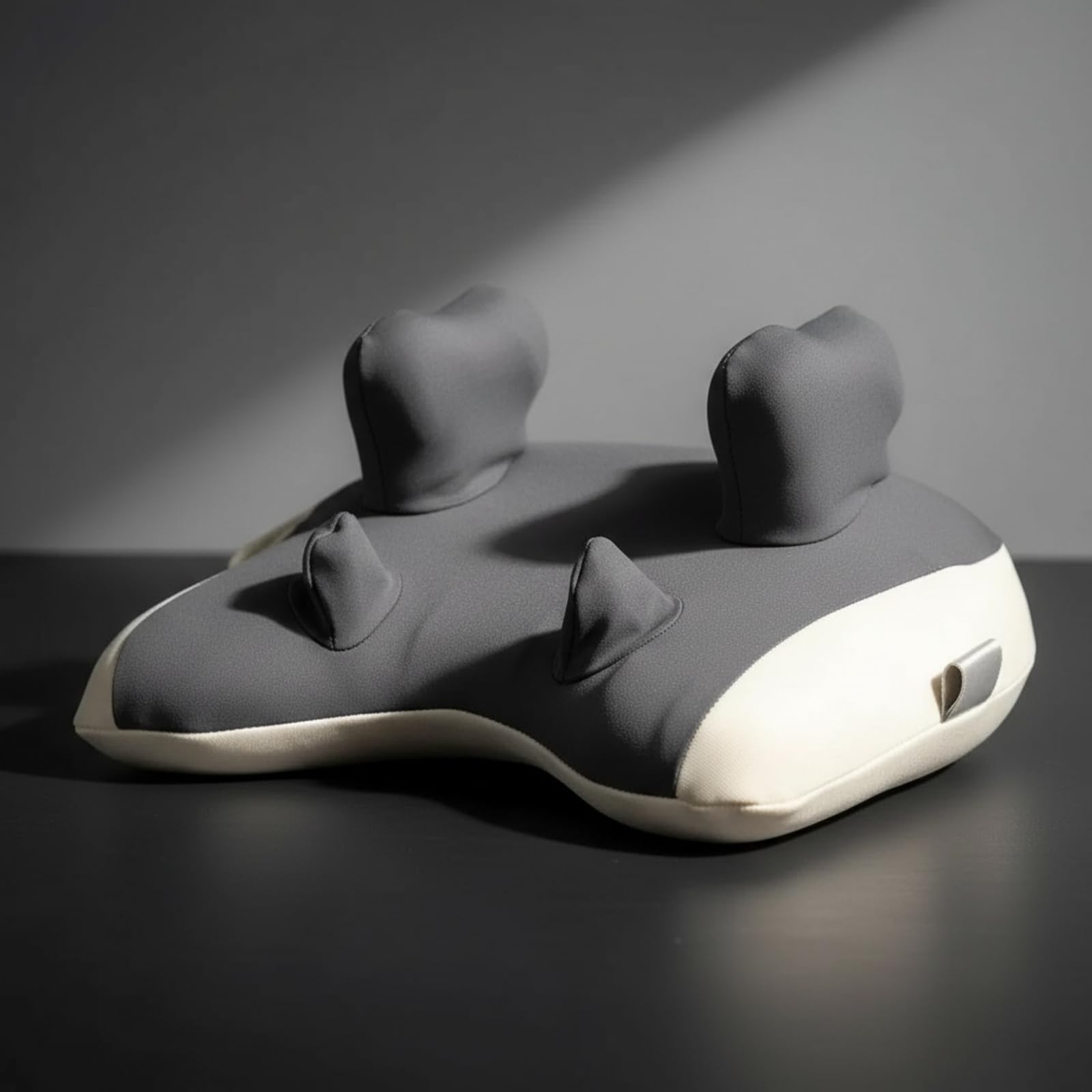 Sharplace Nackenmassagekissen Elektrisches Massagekissen Massagegerät Nackenstütze Rückenstütze mit Zwei Oberen Und Zwei Unteren Knoten für Tiefenkneten für Büro Auto Zuhause Reise, Grau, Modern