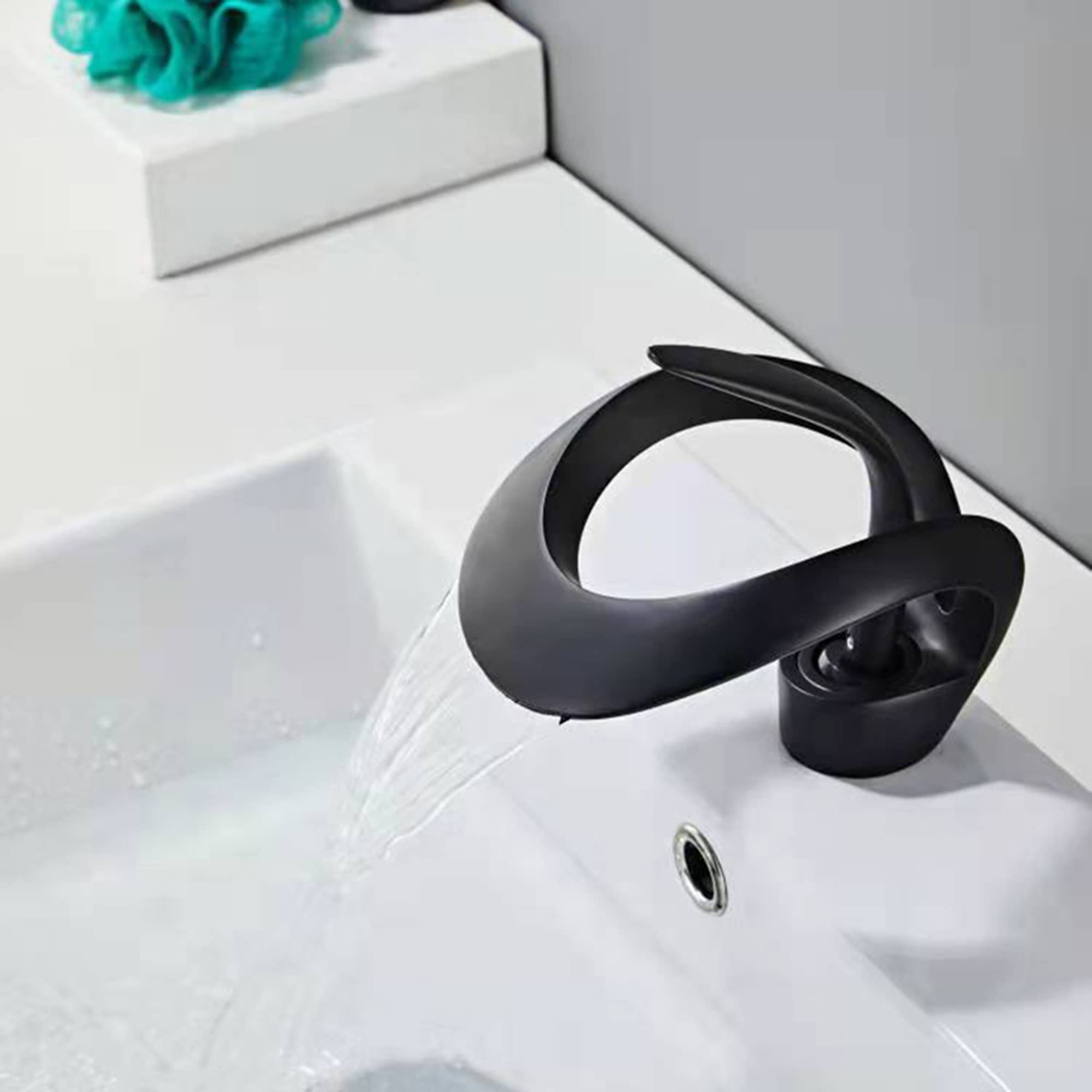 Robinet Cascade Salle De Bain, Mitigeur Lavabo Avec Valve En Céramique Monocommande Chaude Et Froide Réglable (Noir)
