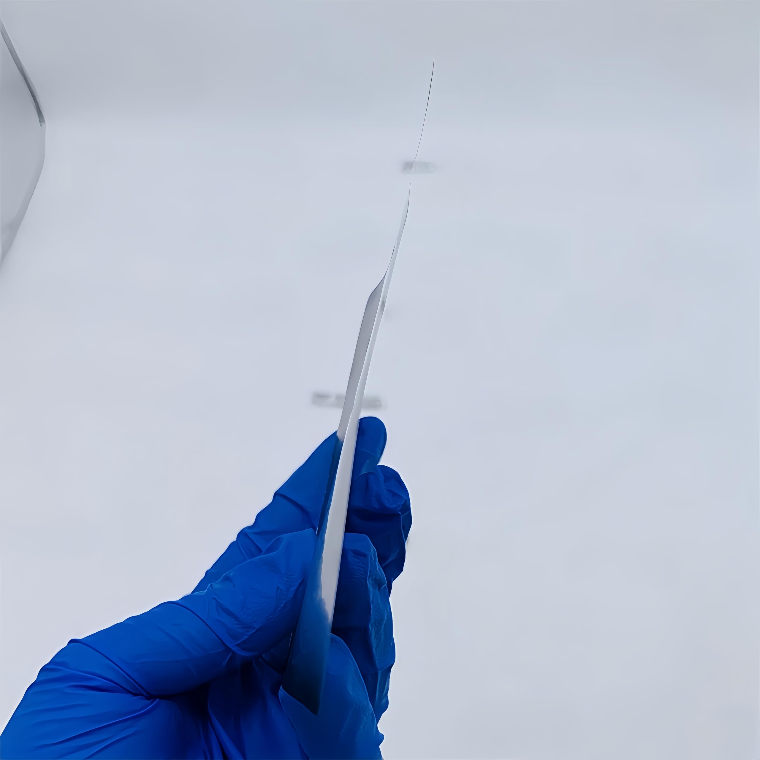 Folia i płyty o wysokiej czystości 99,99% klasy laboratoryjnej (0,1 mm x 100 mm x 100 mm) do precyzyjnych zastosowań, badań i elektroniki Materiał najwyższej jakości