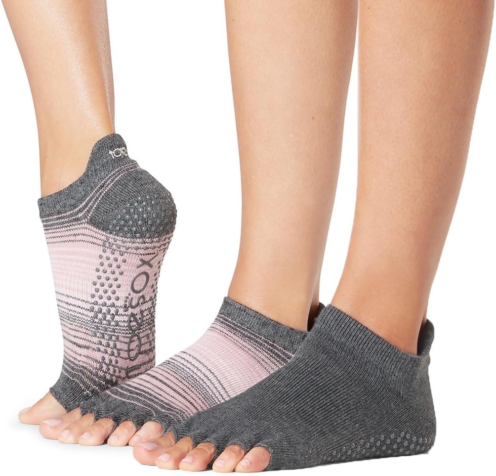 toesox Low Rise Half Toe Grip Socks - Non-Slip Pilates Socks for Women and Men, Wear for Yoga, Barre, Lagree, Dance
