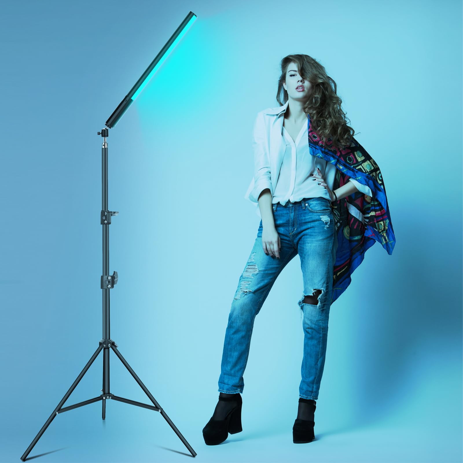 1 lampada video LED RGB per fotografia, luce a colori 2500 K-6500 K CRI95+, luminosità regolabile da 0 a 100%, con display LCD, treppiede da 0,75 m a 2,08 m e telecomando