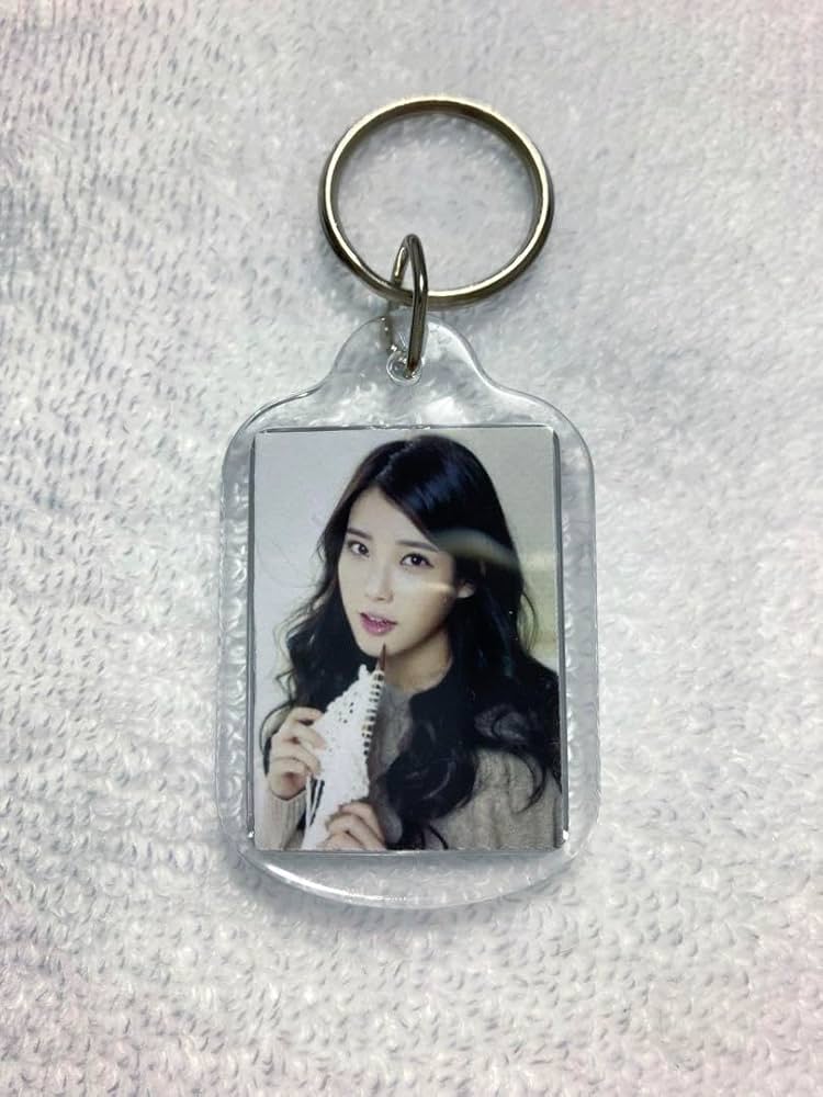 itzy GOLD 韓国限定ポップアップ マグネット キーホルダー コンプセット itzy GOLD 韓国限定ポップアップ マグネット キーホルダー