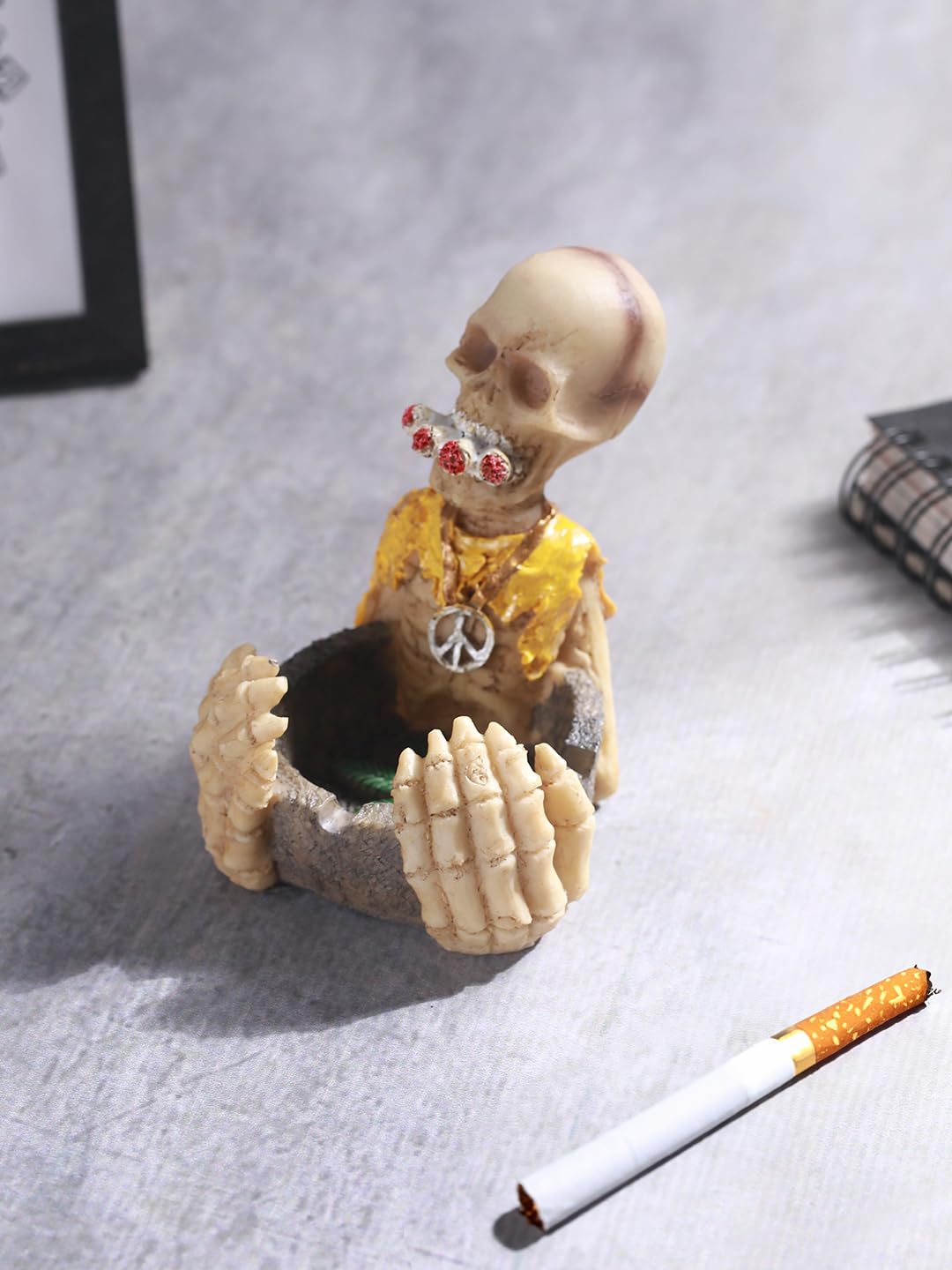 TIED RIBBONS Human Skull Ashtray for Cigarette Stylish Container Home Car Bathroom Office Skeletons Figurines Bar Accessories Ash Trays for Smoking Room Decorations Gifting Items (13 cm x 11 cm)