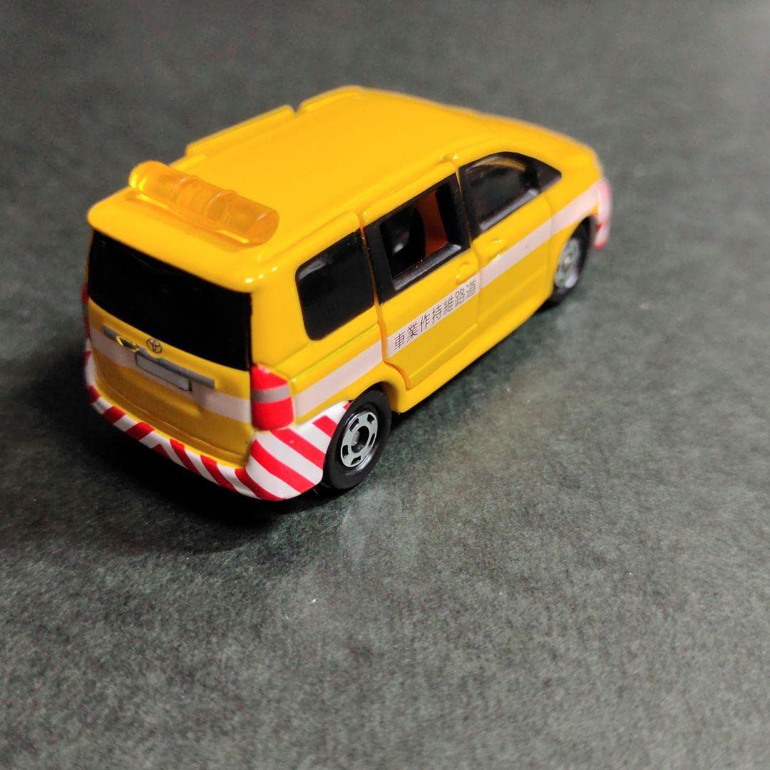 Amazon.co.jp: トミカ トヨタ ノア 道路維持作業車 限定 絶版 ミニカー