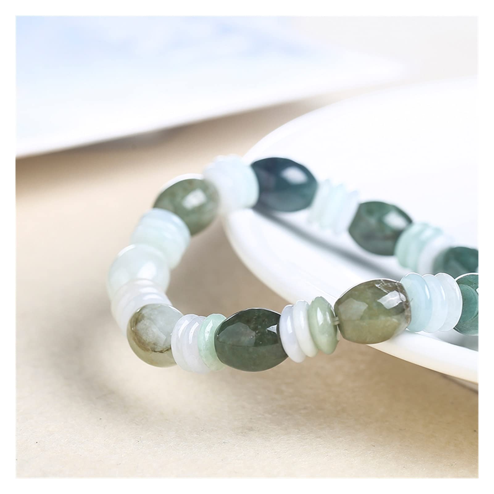 Feng Shui-Armband, natürliche Jade-Jadeit-Perle der Güteklasse A, runde Perle mit handgeschnitztem Pixiu-Charm-Gliederarmband, elastischer Armreif für Männer und Frauen,