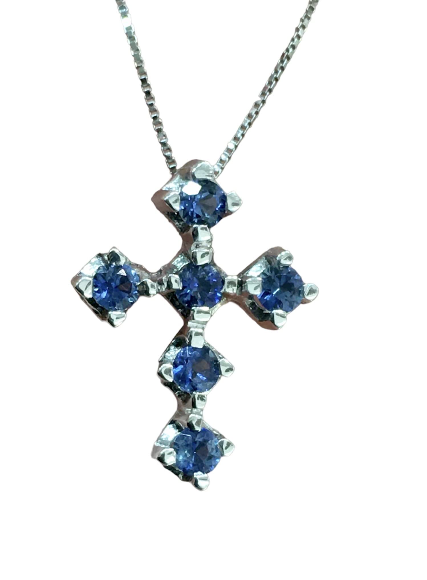 Collana girocollo da donna in oro bianco 18kt con croce cm 1,5 di zaffiri veri naturali taglio a brillante