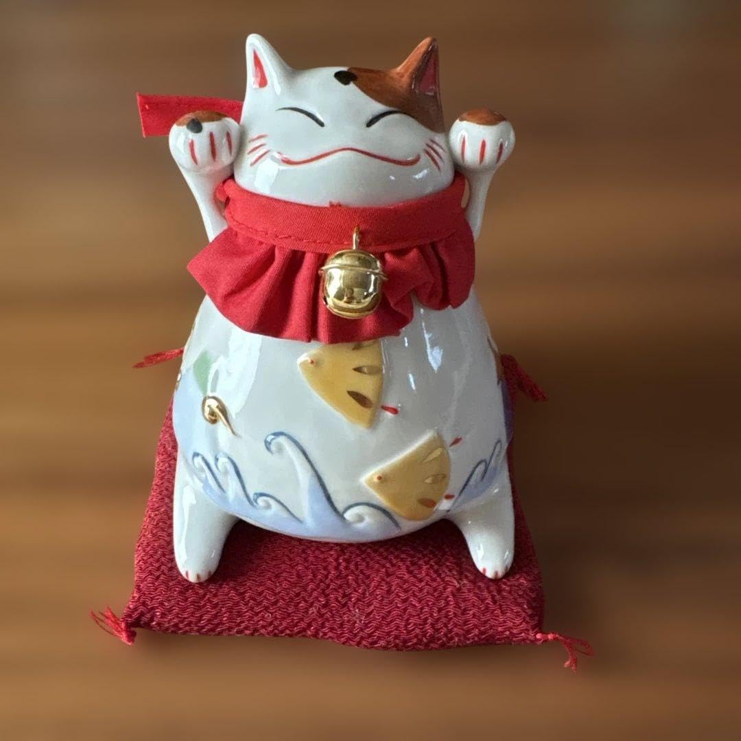 猫舎道楽堂本舗 招き猫 貯金箱 陶器 縁起物 置物 鶴亀 座布団付 Amazon.co.jp: 猫舎道楽堂本舗 招き猫 貯金箱 陶器 置物 : おもちゃ