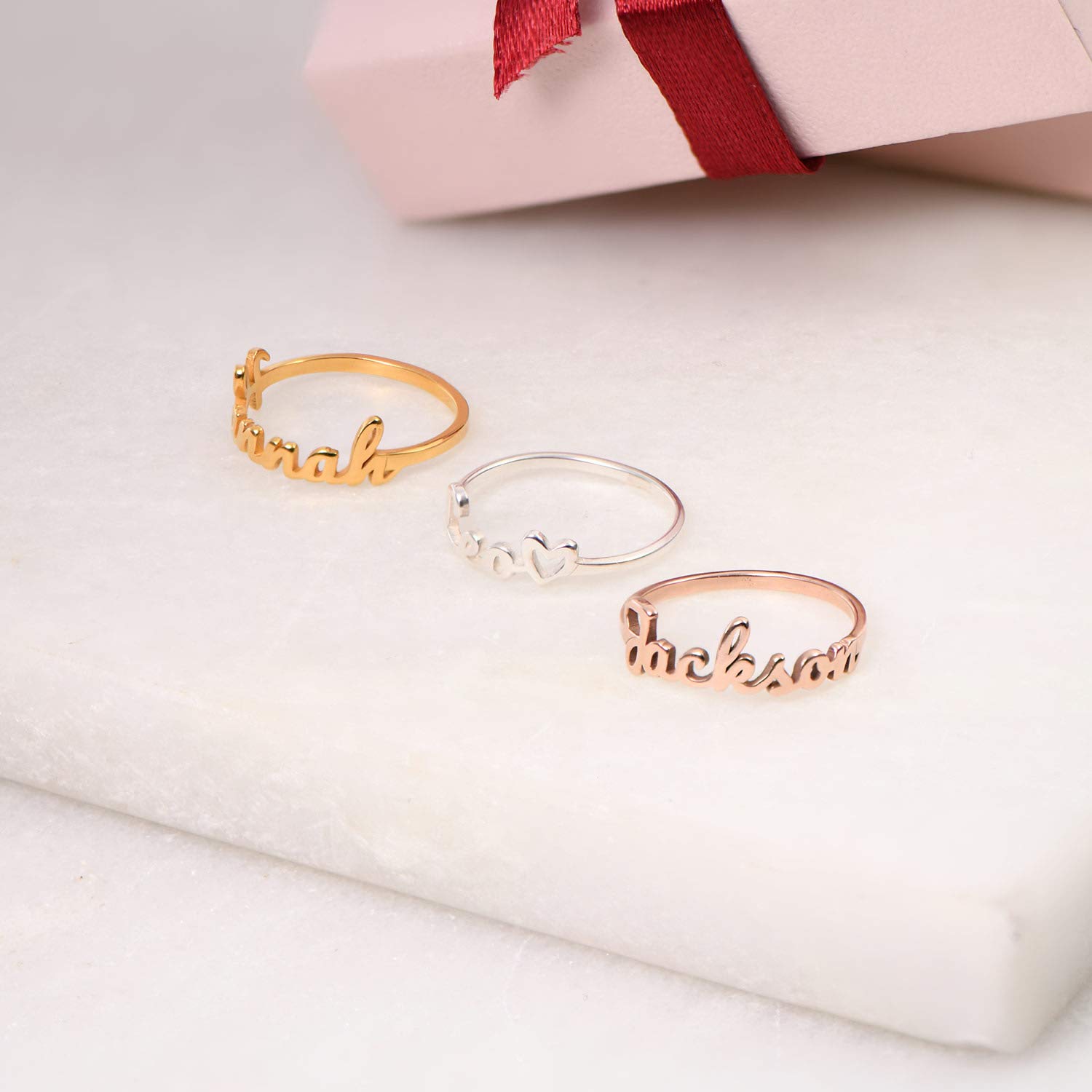MyNameNecklace Personalisierter Namensring für Damen, personalisierbar, bedeutungsvolles Sterlingsilber-Geschenk