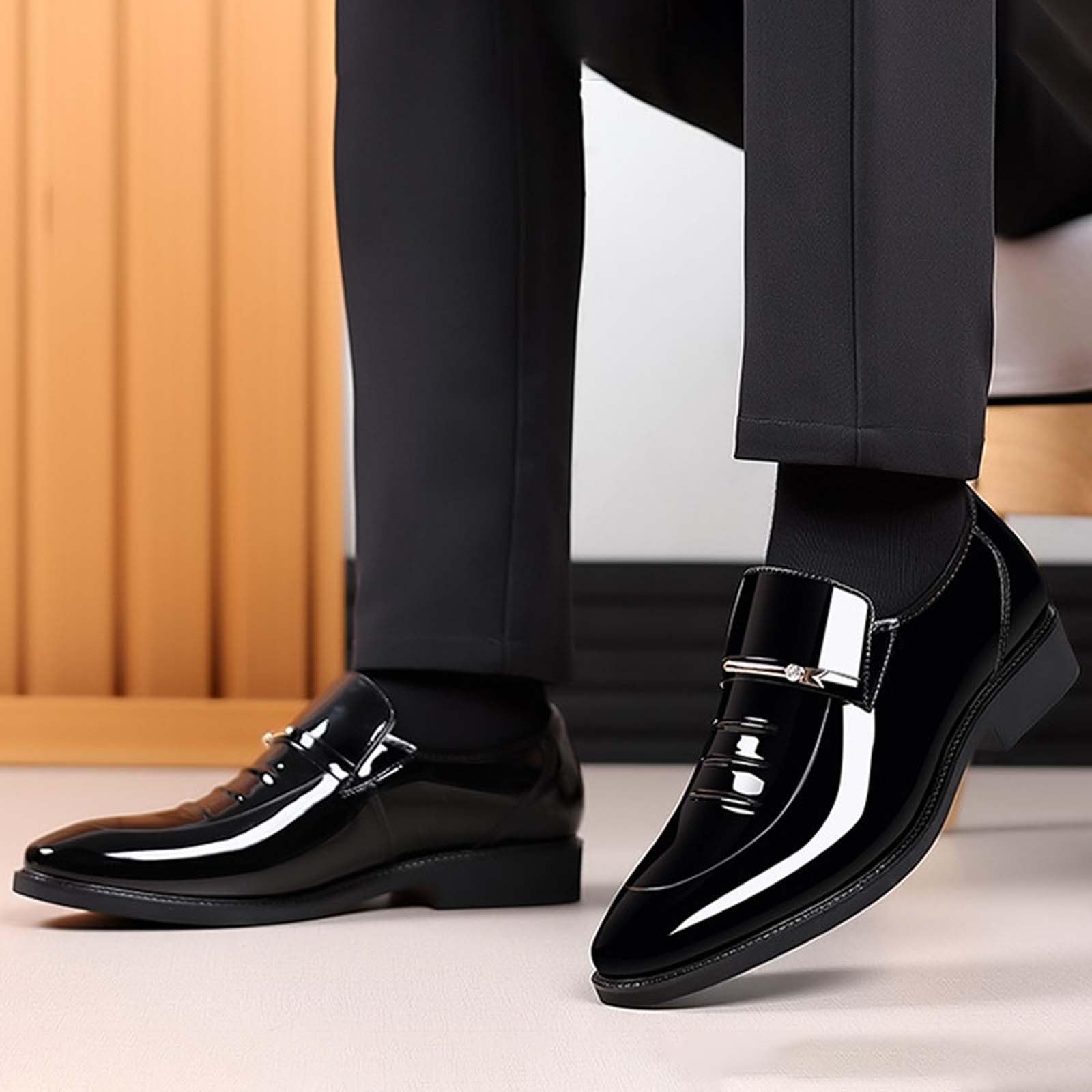 Genérico Zapatos De Charol Hombre,Zapatos Formales De Negocios Ligeros De Punta Baja para El Trabajo Y Ocasiones Especiales