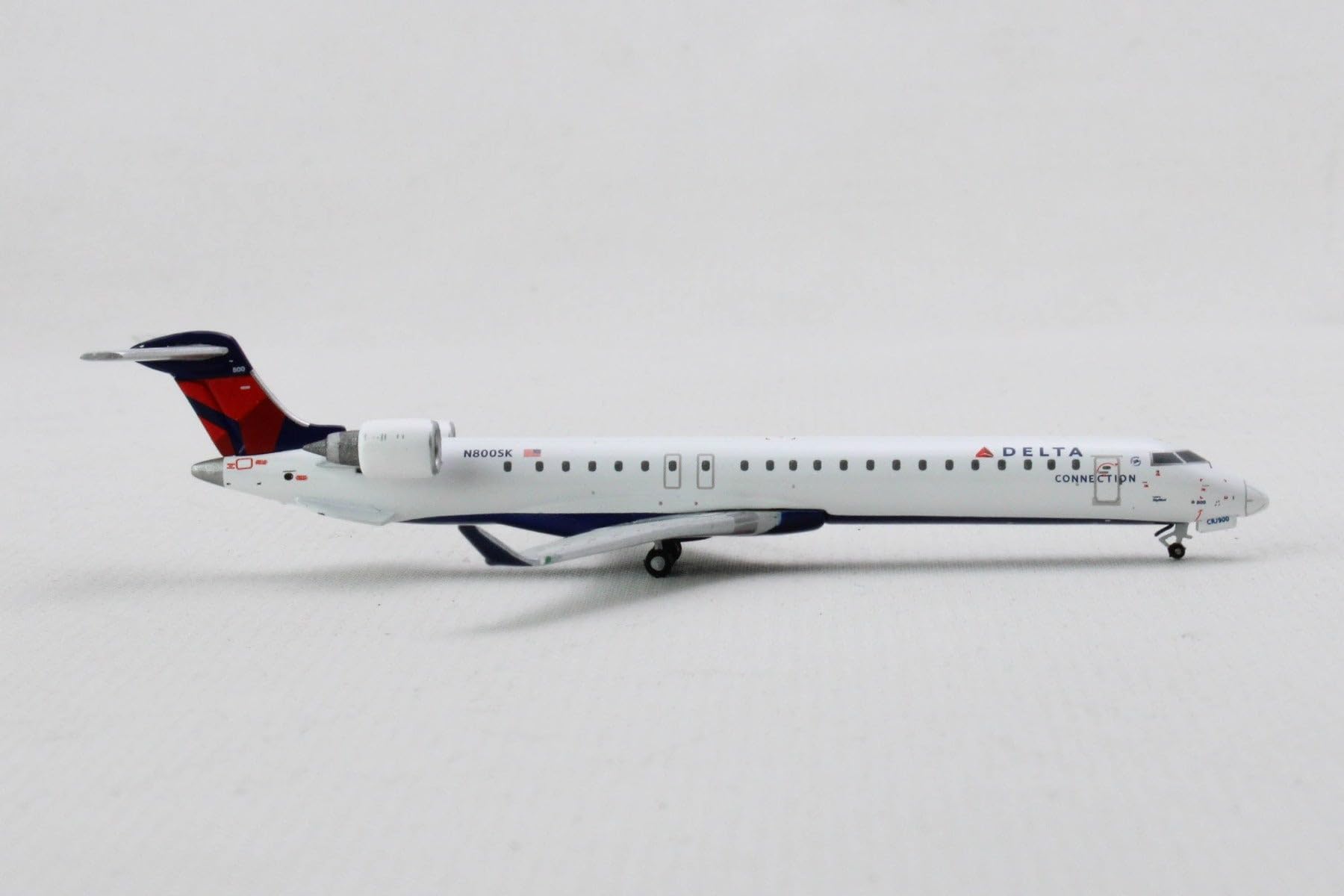 January Release Gemini Jets Delta Connection CRJ-900 N800SK - 1/200 – West Coast Diecast LTD-282545
