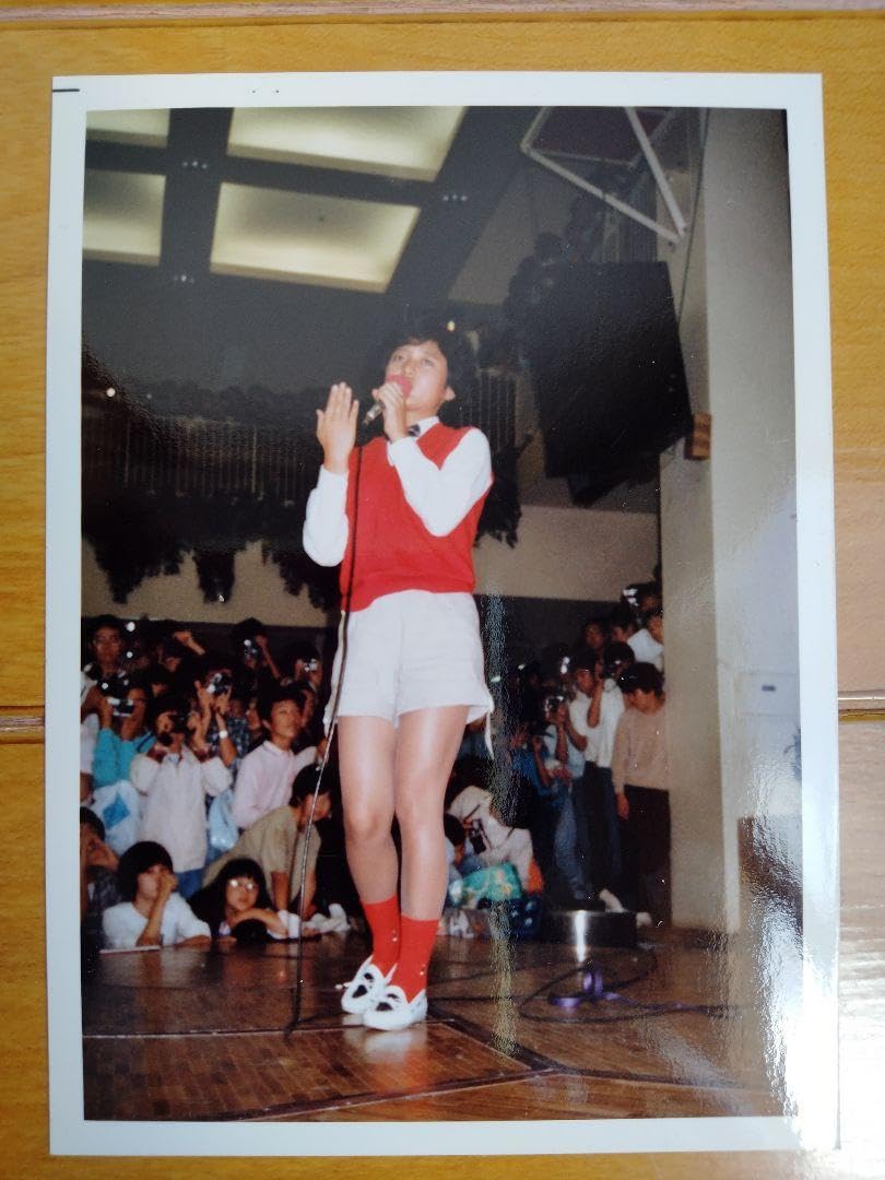 三田寛子 直筆サイン サービスサイズ 生写真　1981年 三田寛子 直筆サイン サービスサイズ 生写真 1982年 2025年最新