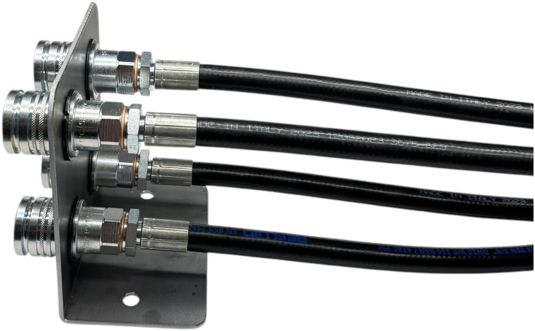 Distributore oleodinamico per trattore 3 leve - 1 doppio effetto 2 semplice effetto 3/8" completo di tubi e innesti rapidi push pull
