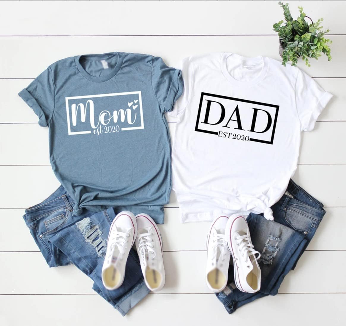 Mommy And Daddy Est 2022 Shirt 