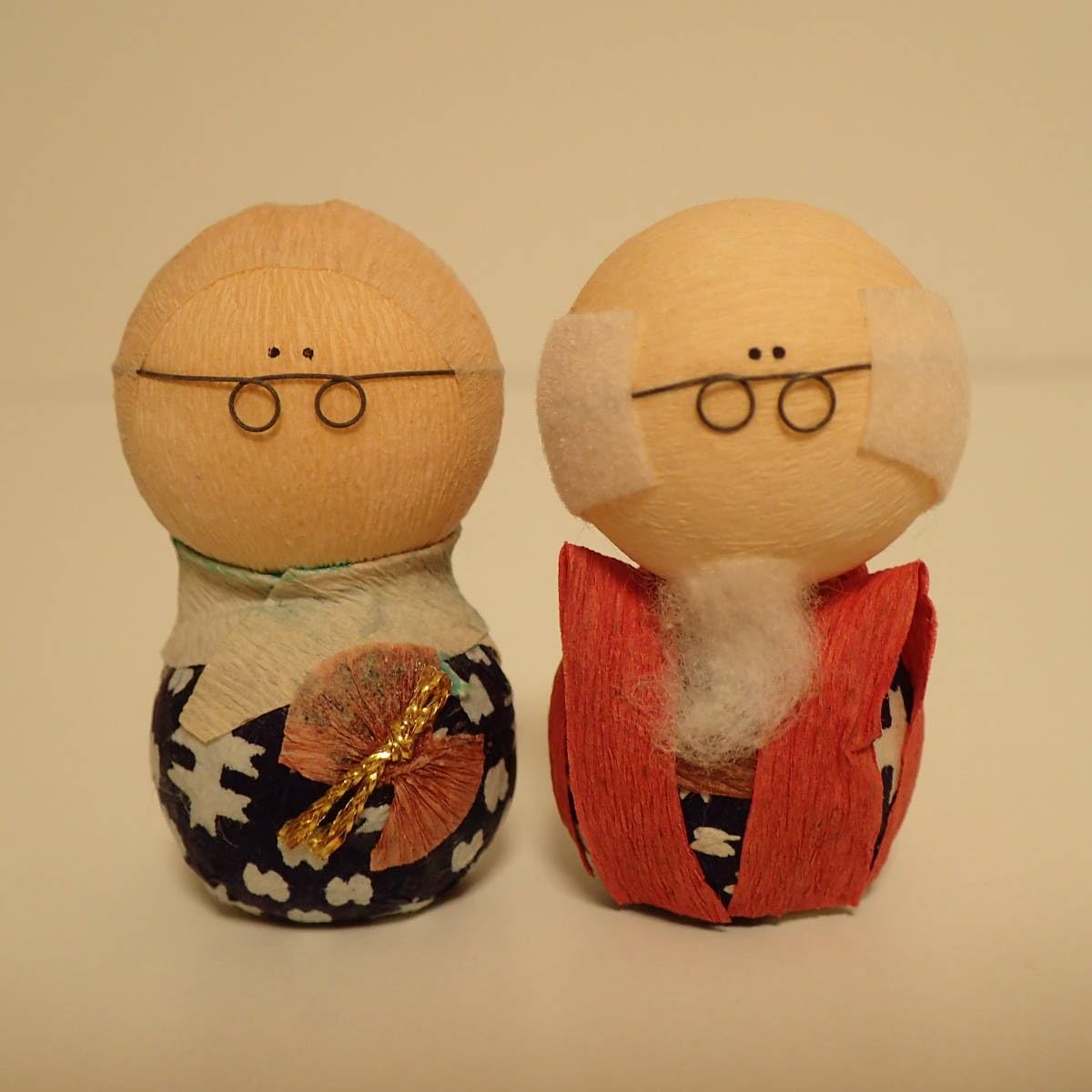 Amazon.co.jp: 昭和レトロ和紙人形？4点 おじいちゃん＆おばあちゃん