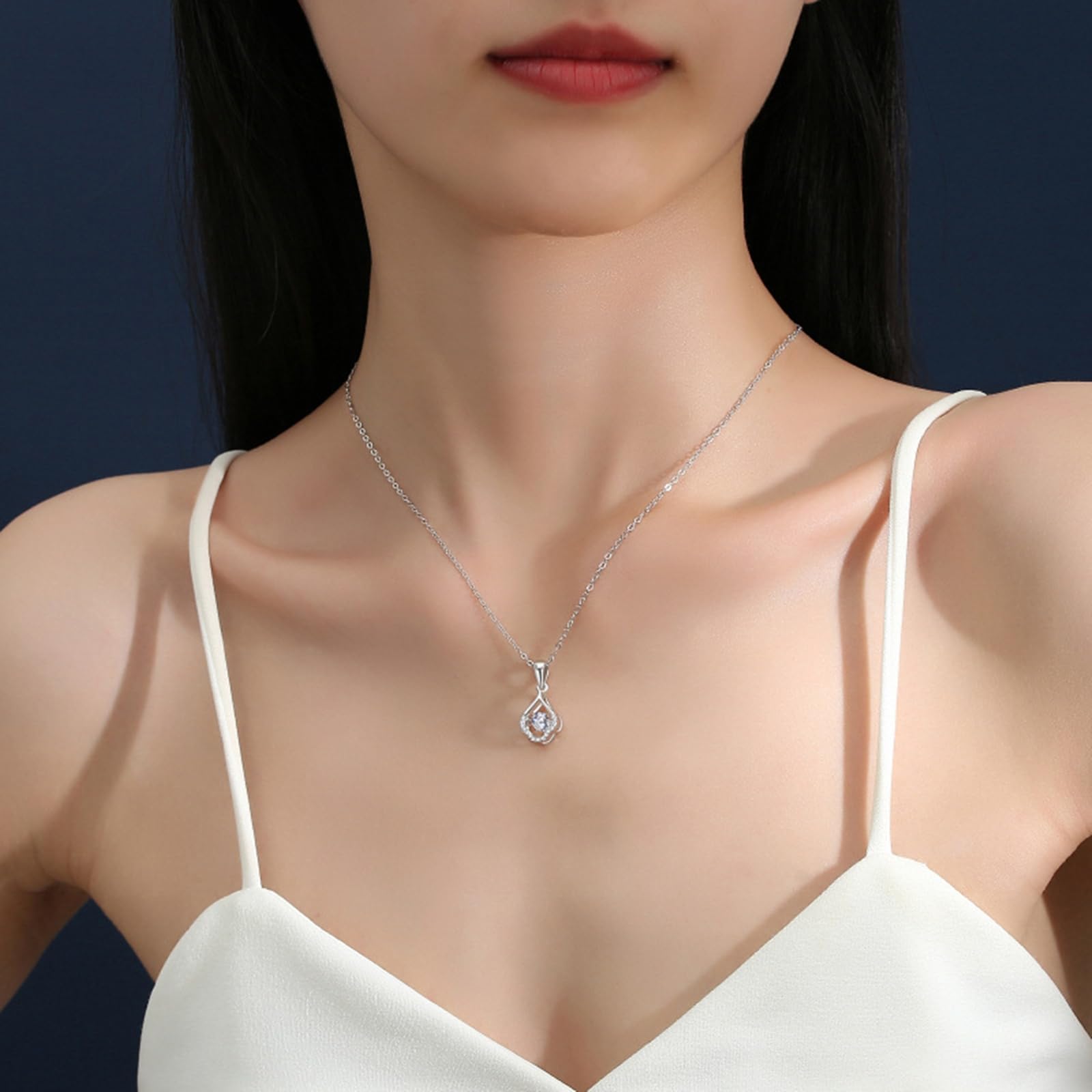 Colgante collar mujer mujer collar colgante hueco en forma de gota de agua con moissanita de 5 mm